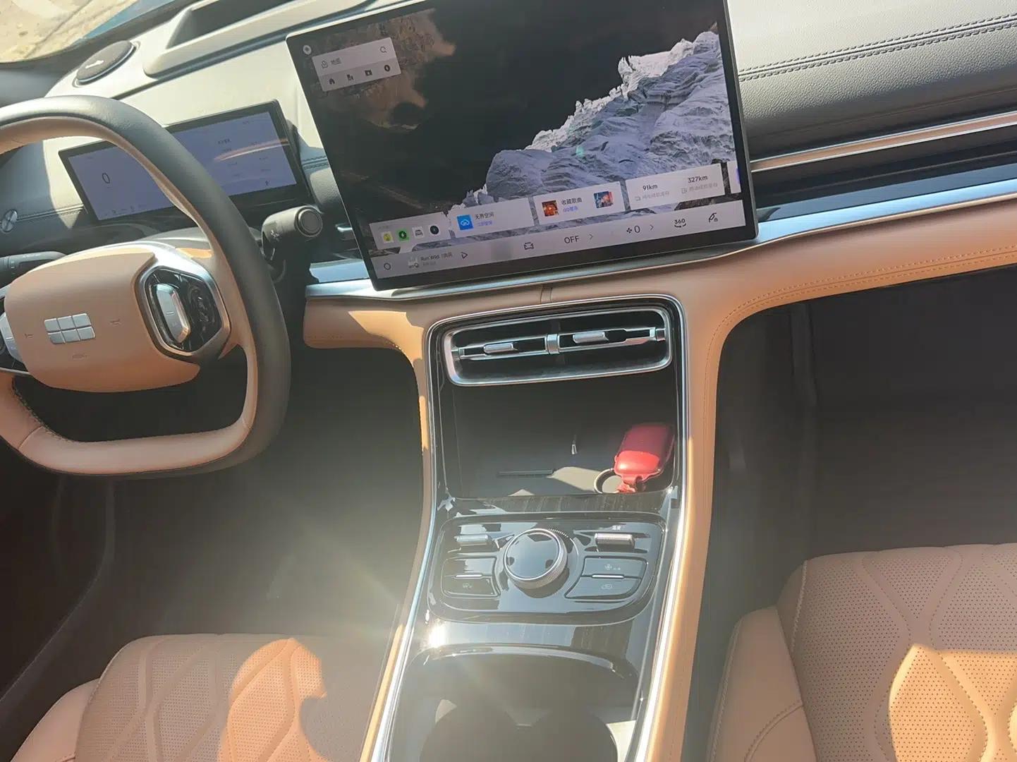 Geely Galaxy A7 2025 Model EM-i 150km Starship Edition — миниатюра 9