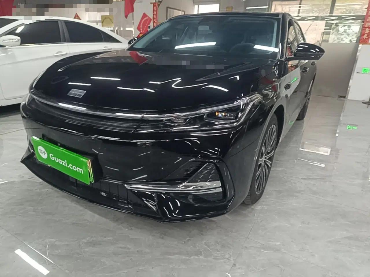 Geely Galaxy A7 2025 Model EM-i 150km Starship Edition — миниатюра 1