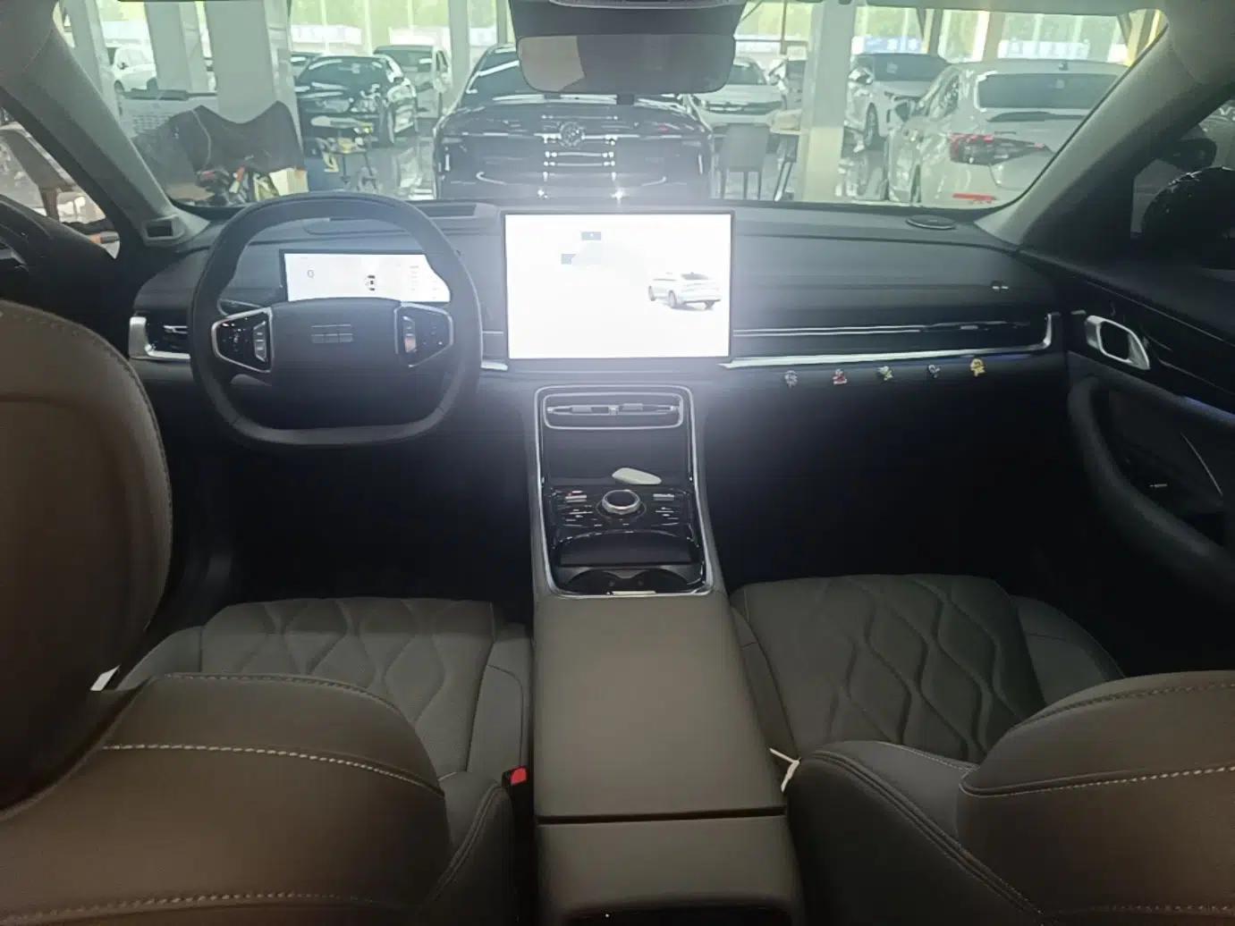 Geely Galaxy A7 2025 Model EM-i 150km Starship Edition — миниатюра 12