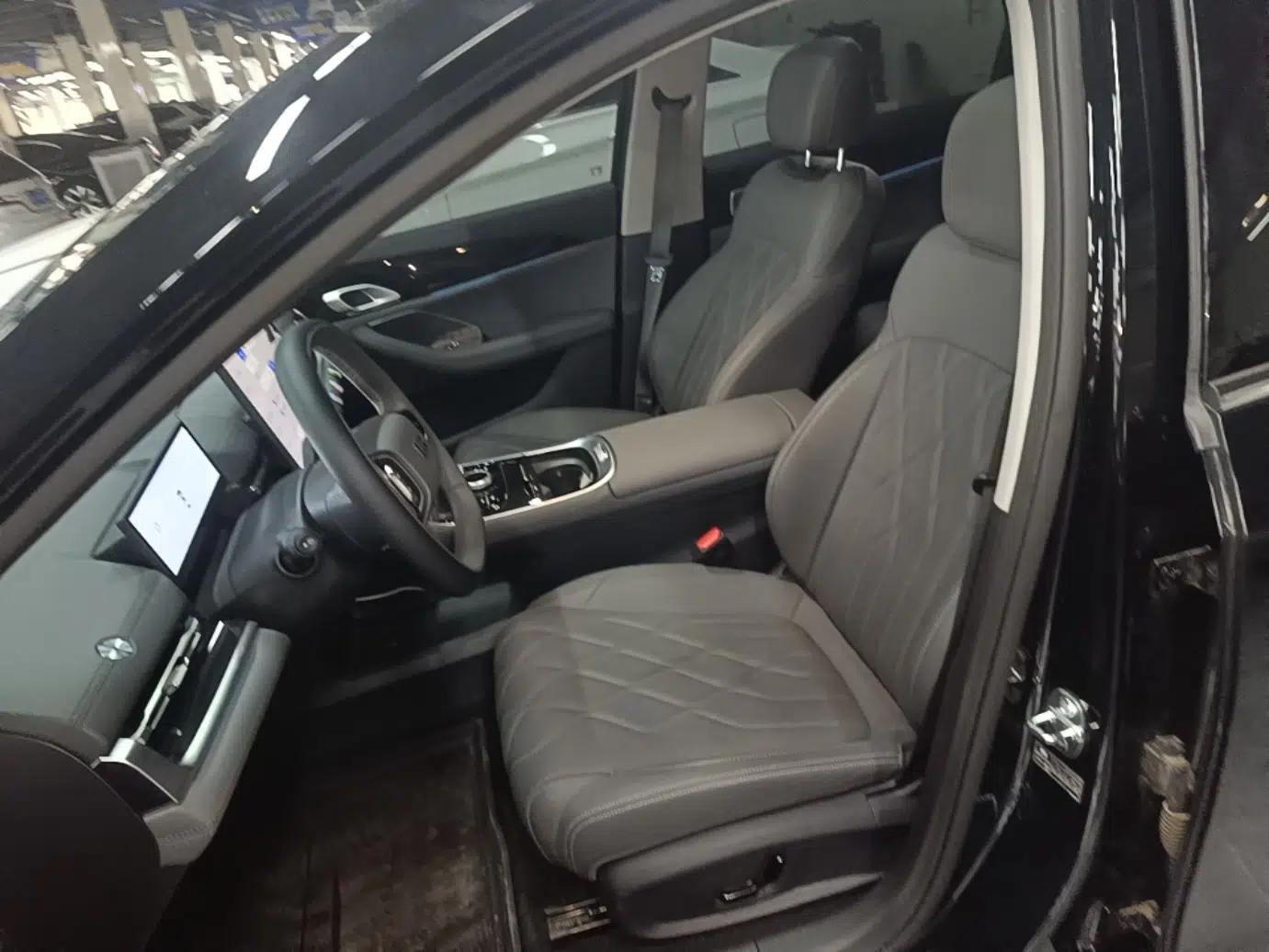 Geely Galaxy A7 2025 Model EM-i 150km Starship Edition — миниатюра 17