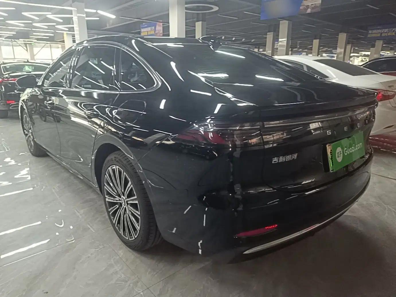 Geely Galaxy A7 2025 Model EM-i 150km Starship Edition — миниатюра 4