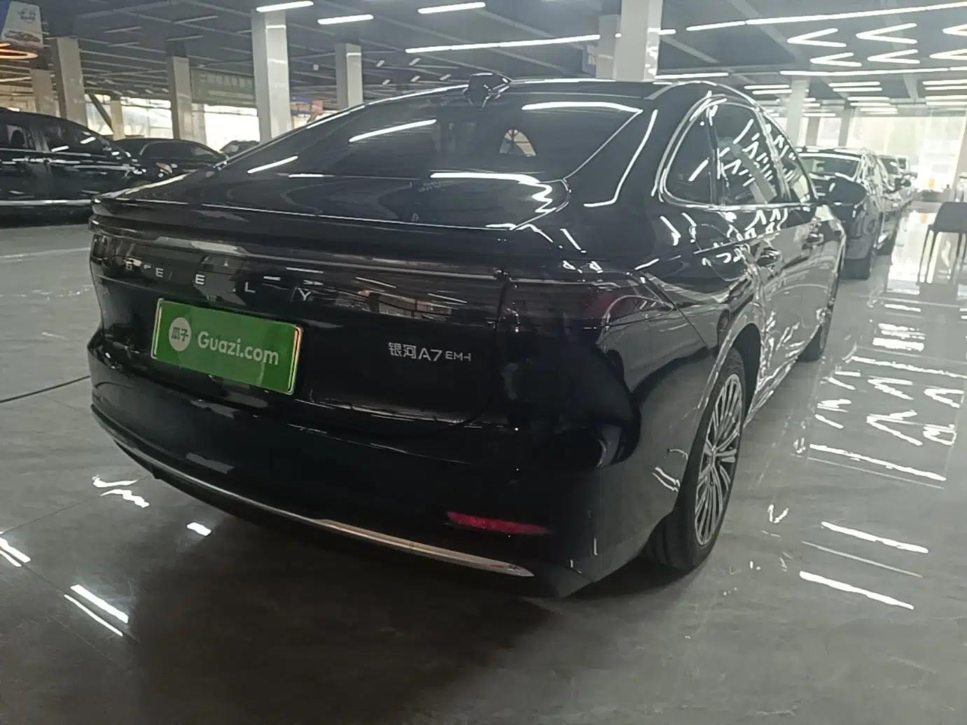 Geely Galaxy A7 2025 Model EM-i 150km Starship Edition — миниатюра 6