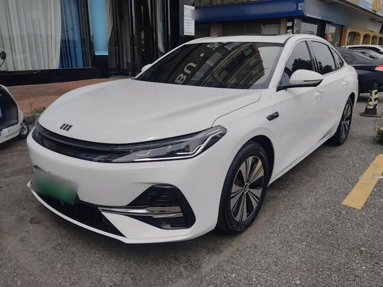 Geely Galaxy A7 2025 Model EM-i 150km Exploration+ Edition — миниатюра 1