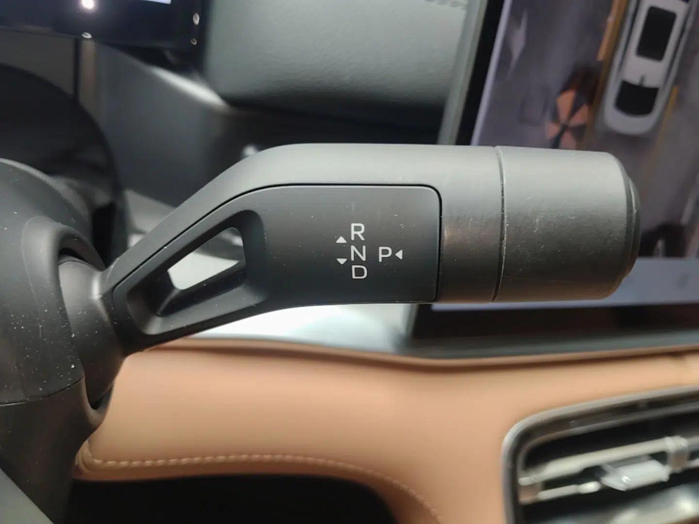 Geely Galaxy A7 2025 Model EM-i 150km Exploration+ Edition — миниатюра 16