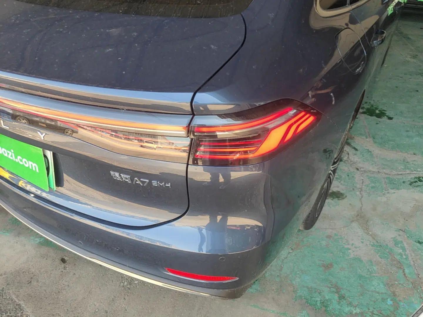 Geely Galaxy A7 2025 Model EM-i 150km Starship Edition — миниатюра 9
