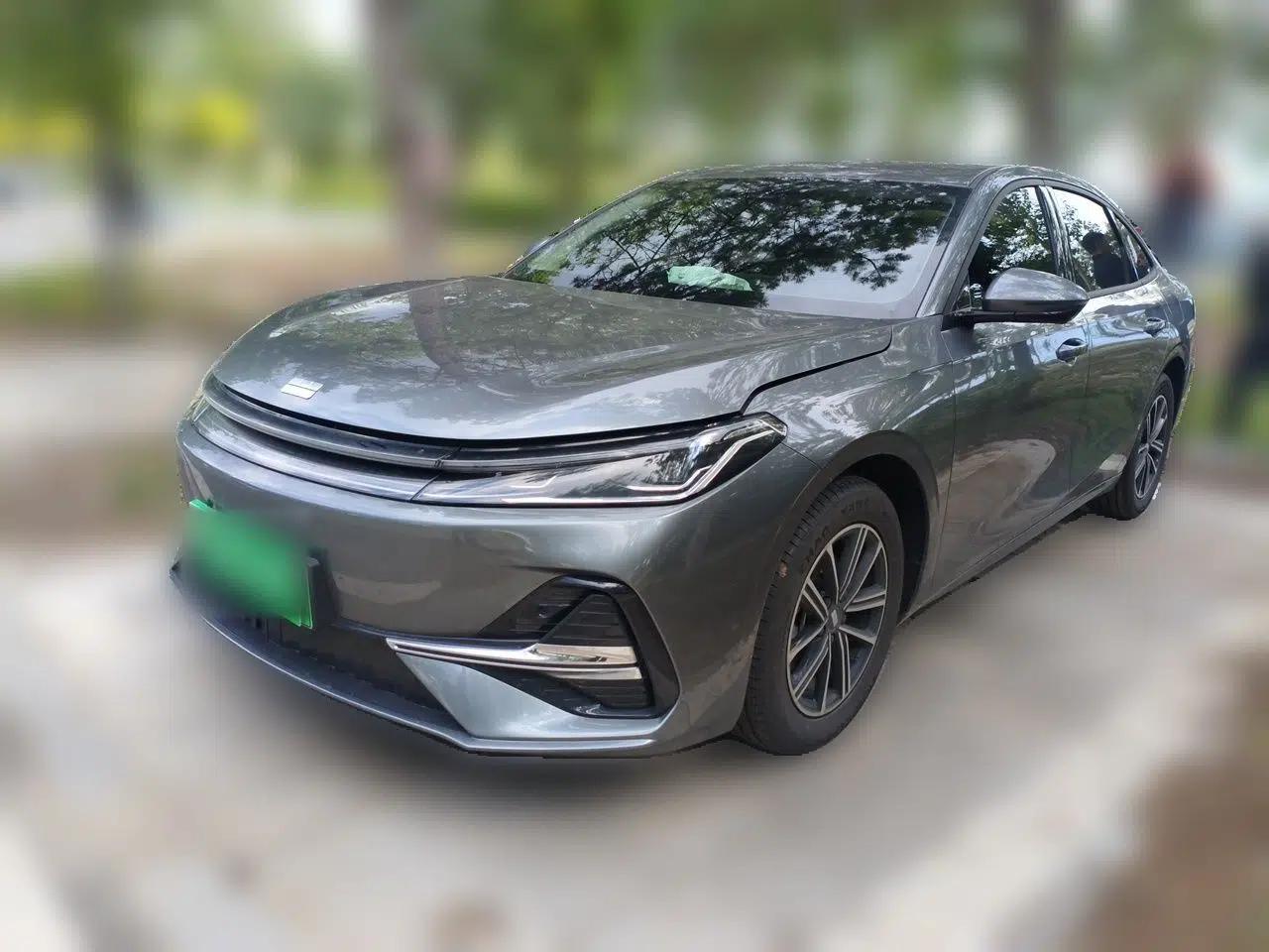 Geely Galaxy A7 2025 Model EM-i 70km Luxury Edition — миниатюра 1