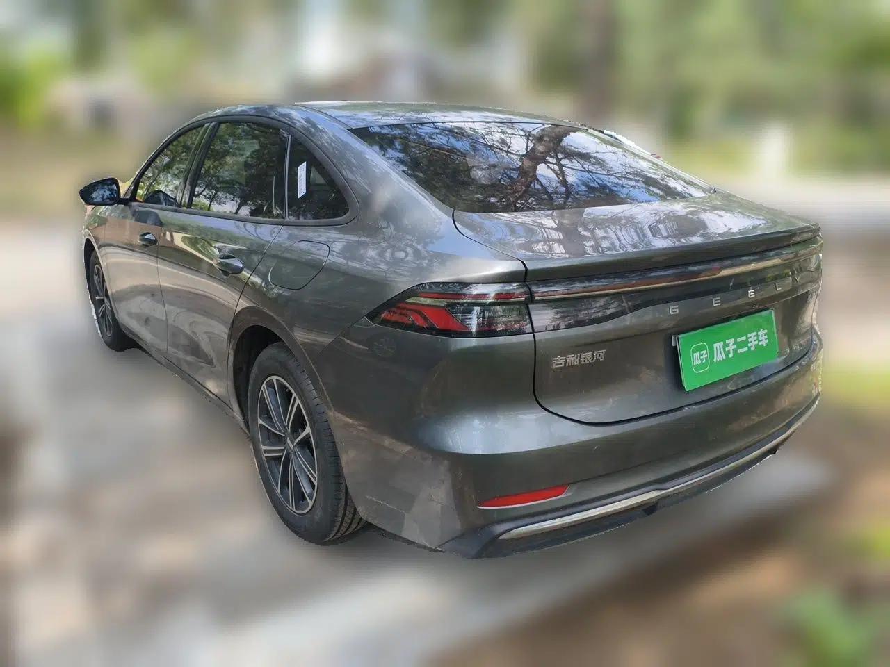 Geely Galaxy A7 2025 Model EM-i 70km Luxury Edition — миниатюра 4