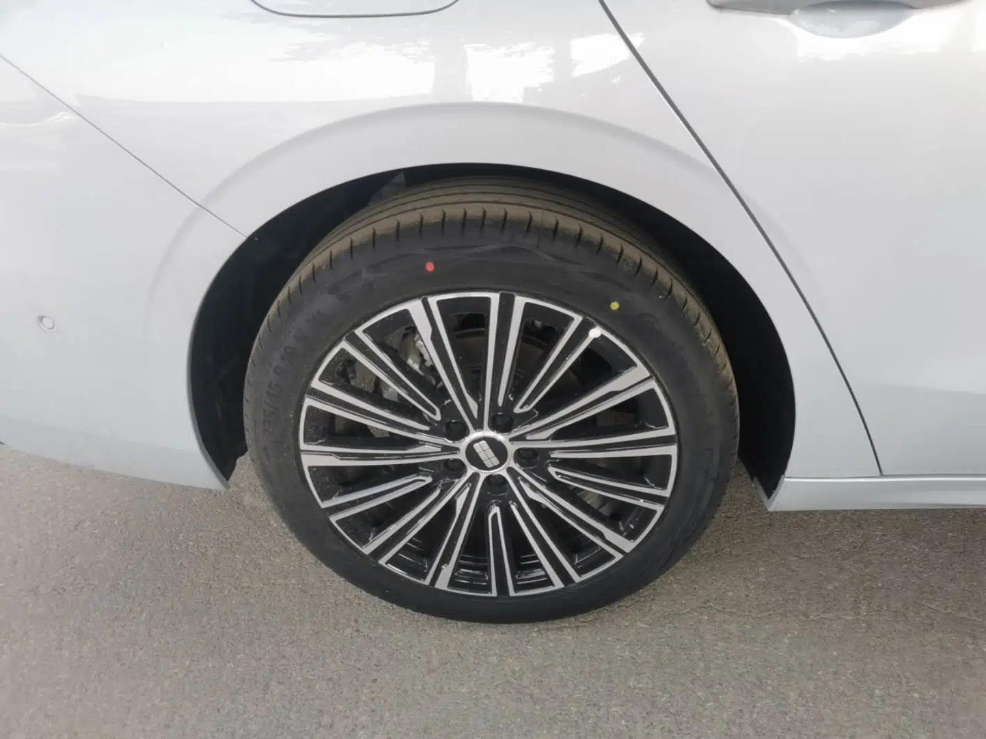 Geely Galaxy A7 2025 Model EM-i 150km Starship Edition — миниатюра 11