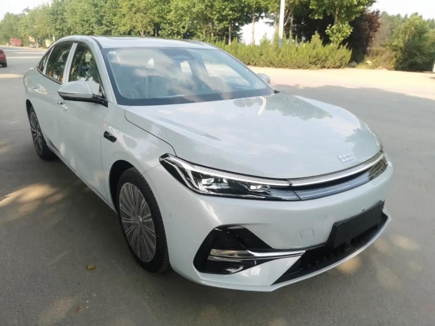 Geely Galaxy A7 2025 Model EM-i 150km Starship Edition — миниатюра 3