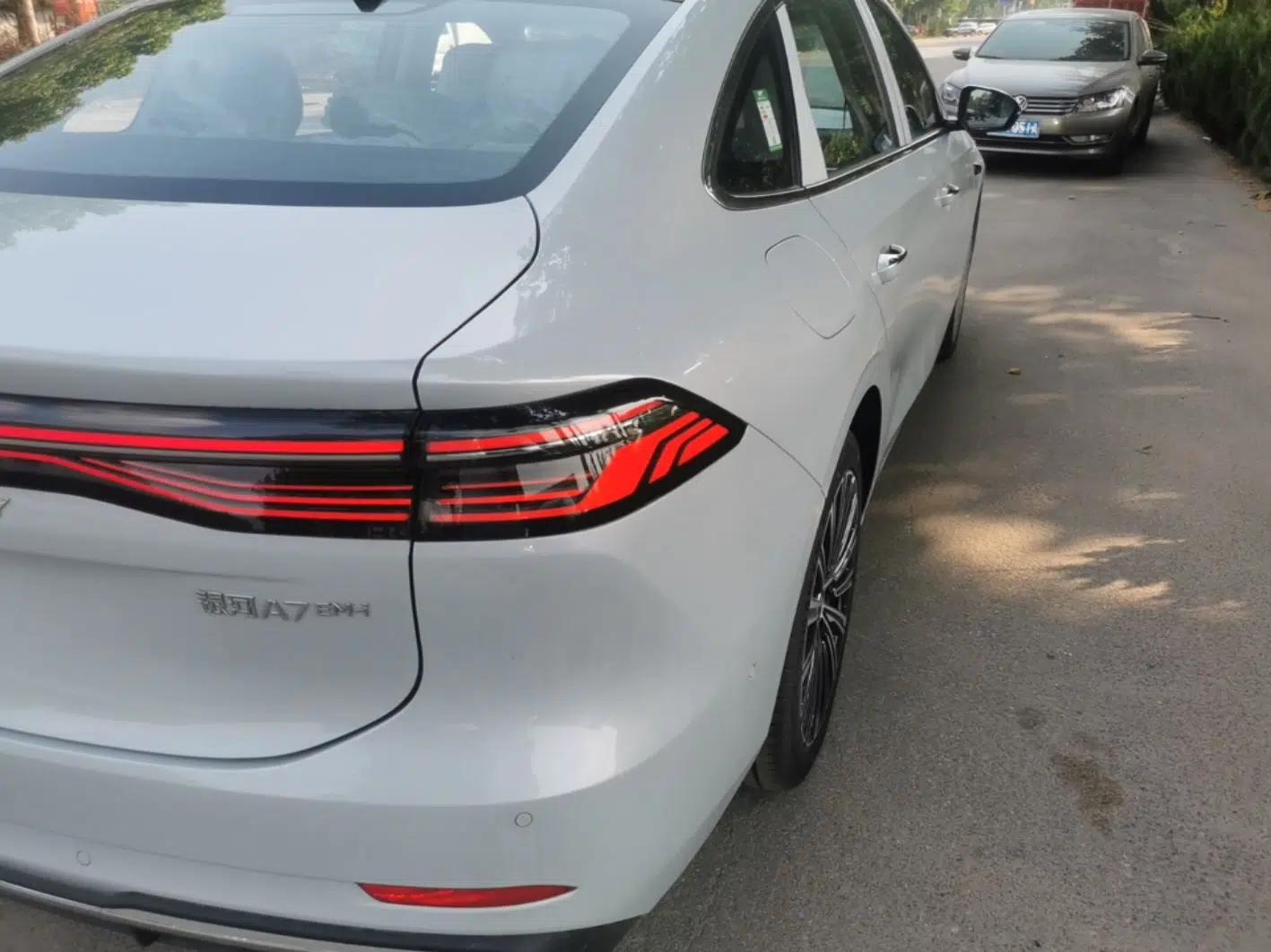 Geely Galaxy A7 2025 Model EM-i 150km Starship Edition — миниатюра 9