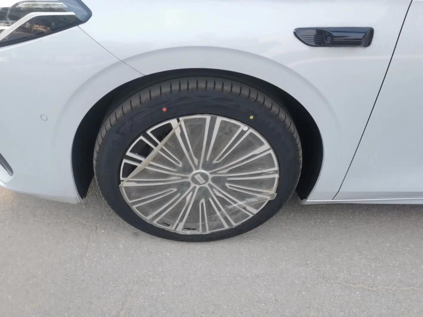 Geely Galaxy A7 2025 Model EM-i 150km Starship Edition — миниатюра 10