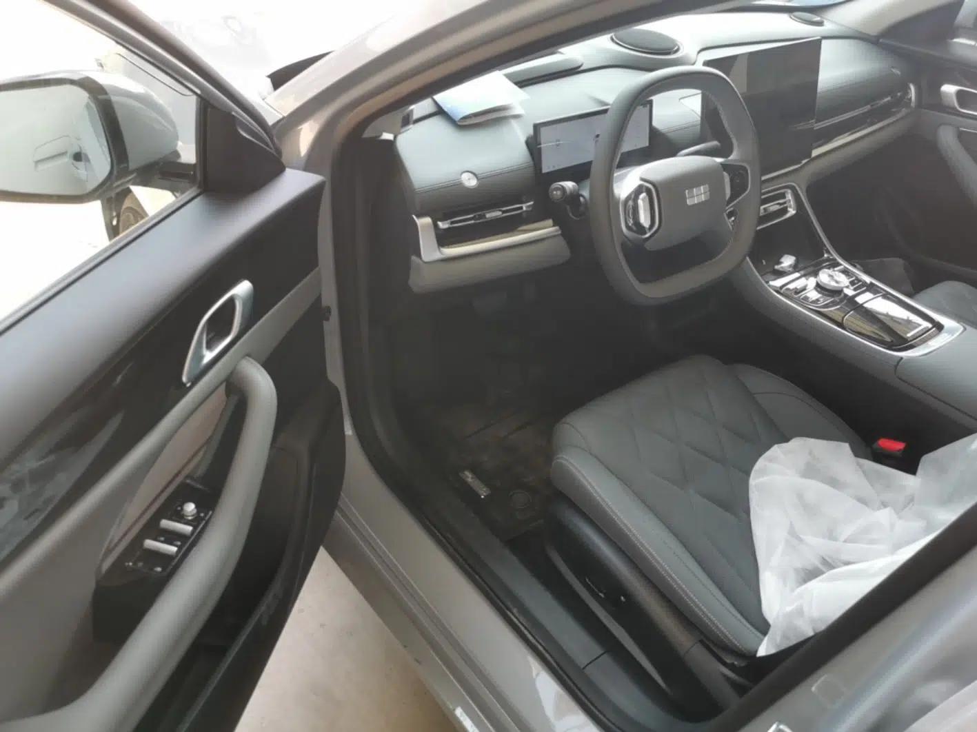 Geely Galaxy A7 2025 Model EM-i 150km Exploration+ Edition — миниатюра 17