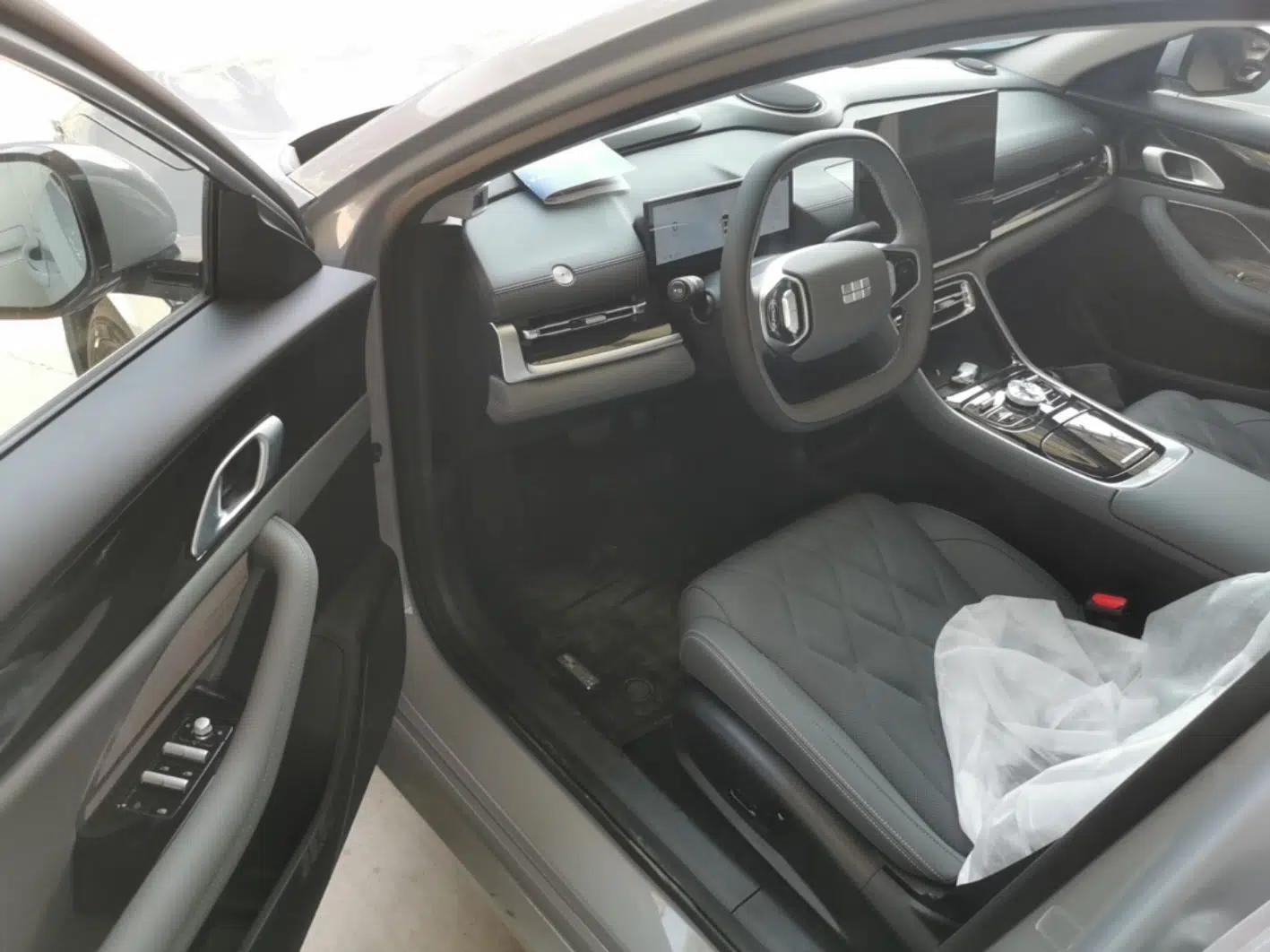 Geely Galaxy A7 2025 Model EM-i 150km Exploration+ Edition — миниатюра 18
