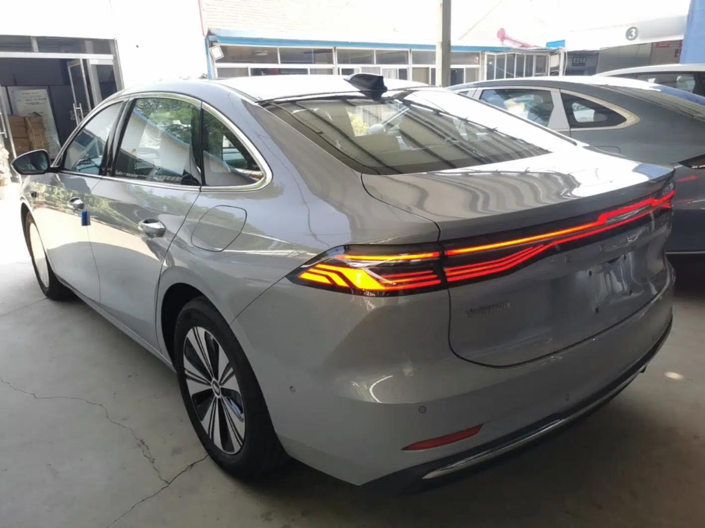 Geely Galaxy A7 2025 Model EM-i 150km Exploration+ Edition — миниатюра 4