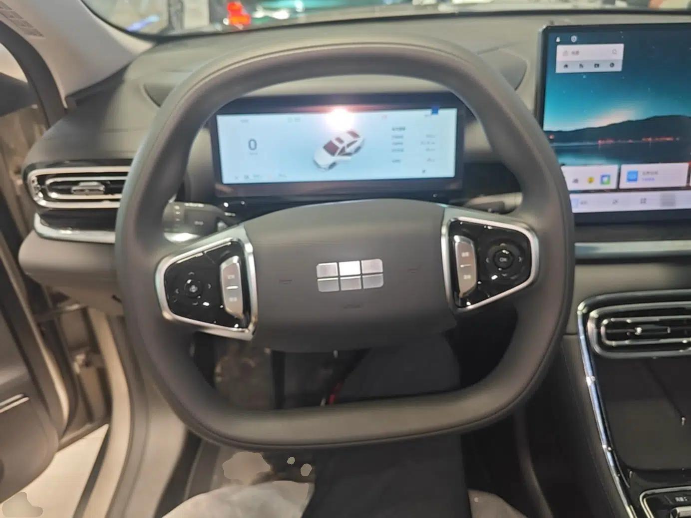 Geely Galaxy Stellar 6 2026 Model 125km Long-range Edition — миниатюра 13