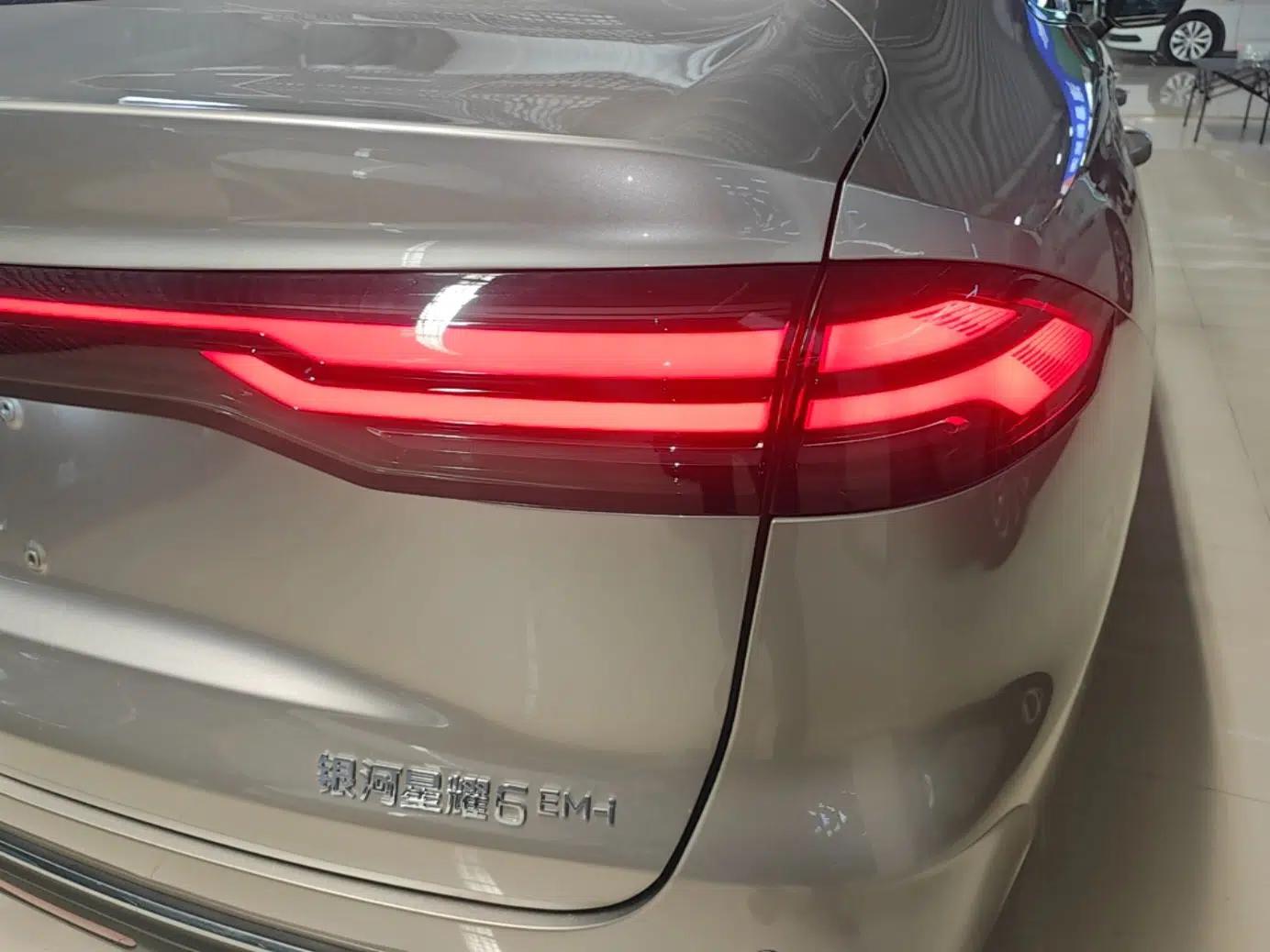 Geely Galaxy Stellar 6 2026 Model 125km Long-range Edition — миниатюра 9