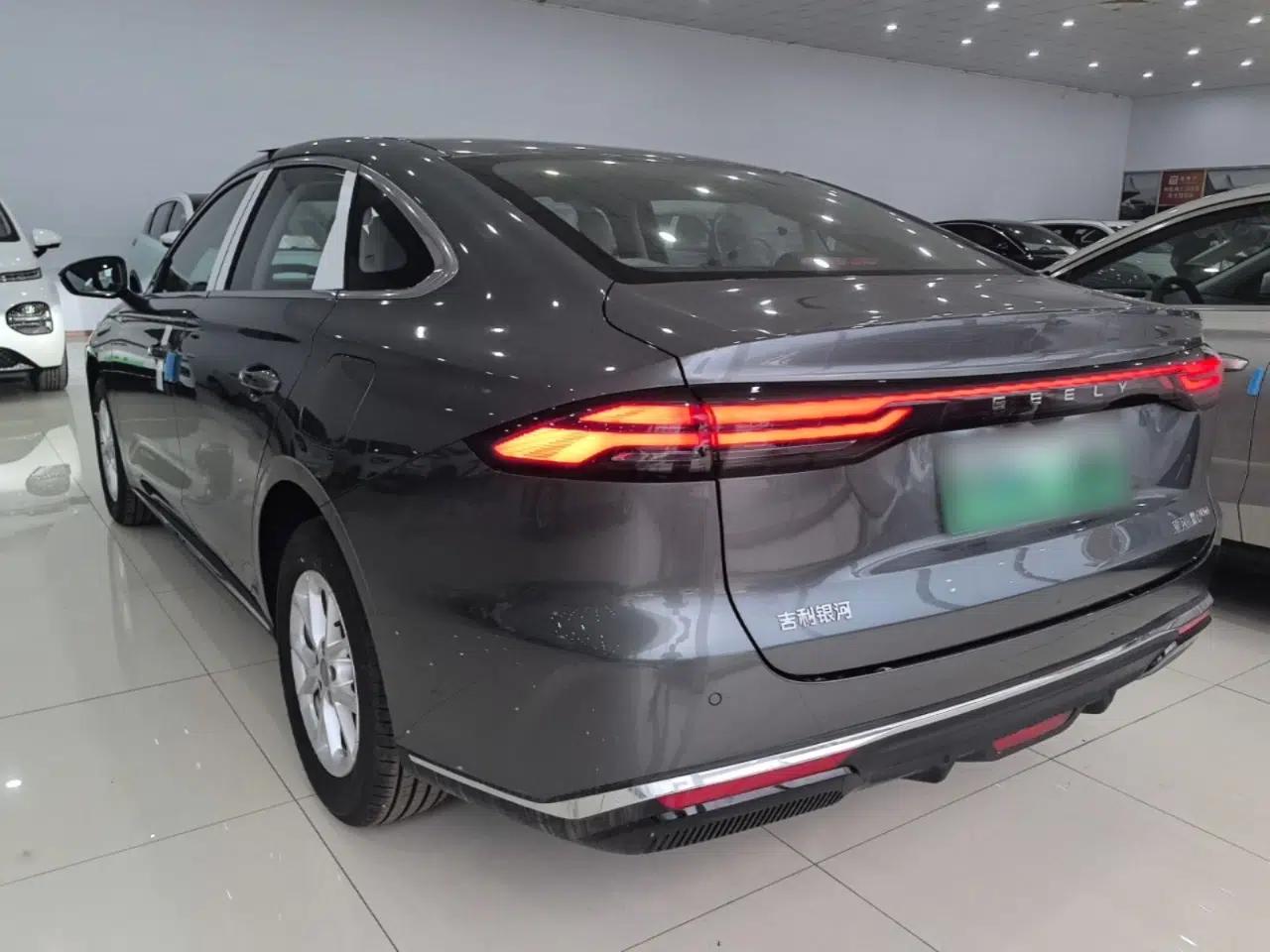 Geely Galaxy Stellar 6 2026 Model 125km Long-range Edition — миниатюра 4