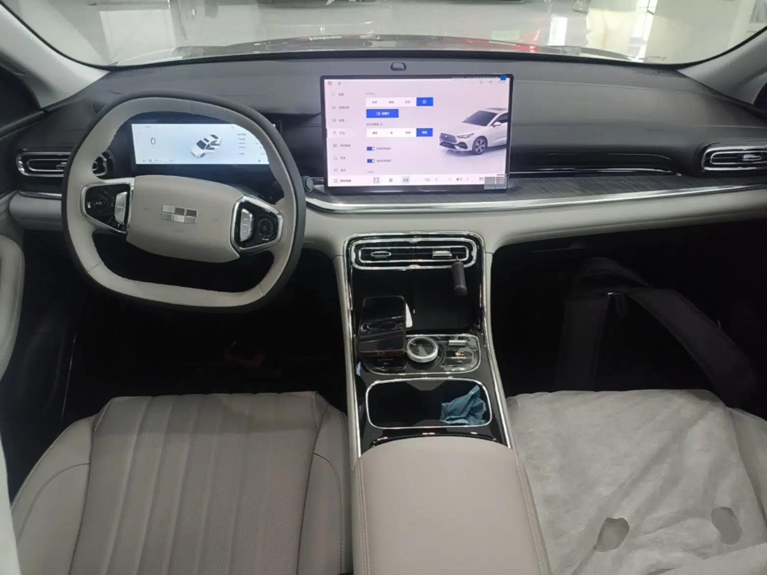 Geely Galaxy Stellar 6 2026 Model 125km Exploration+ Edition — миниатюра 19