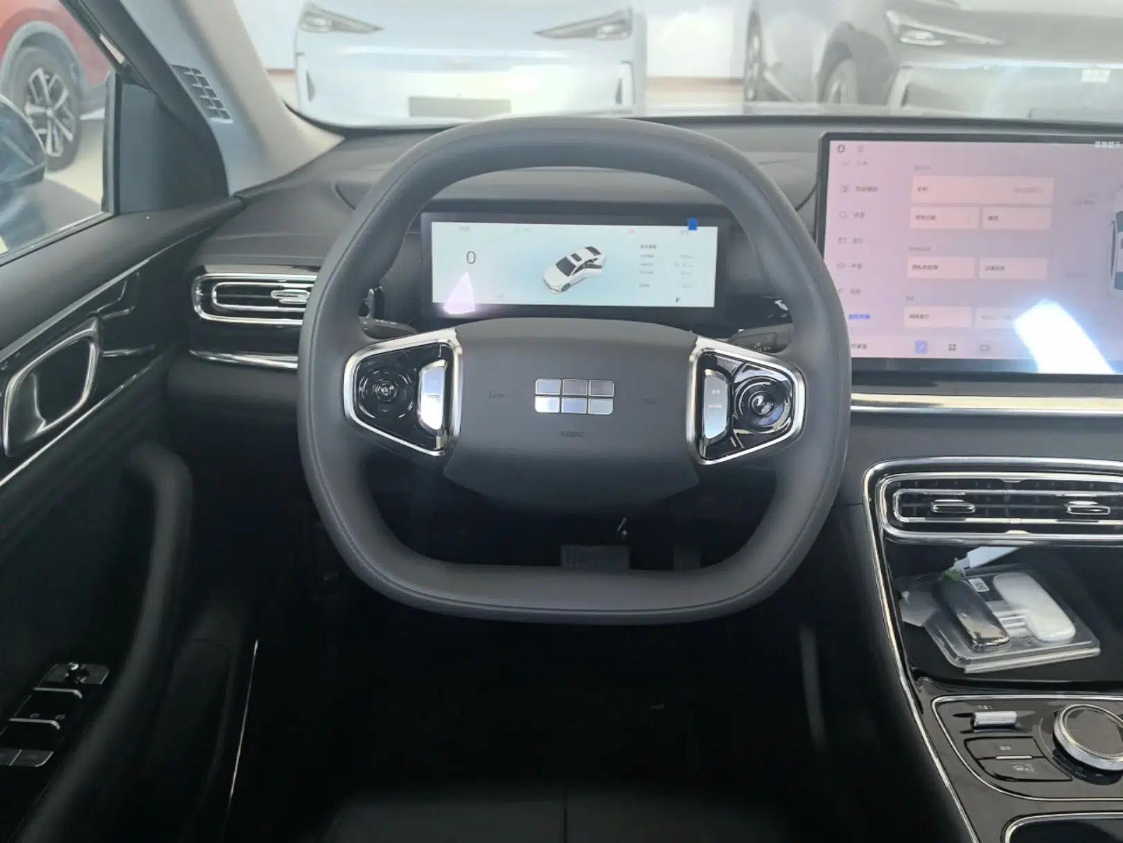 Geely Galaxy Stellar 6 2026 Model 125km Long-range Edition — миниатюра 13