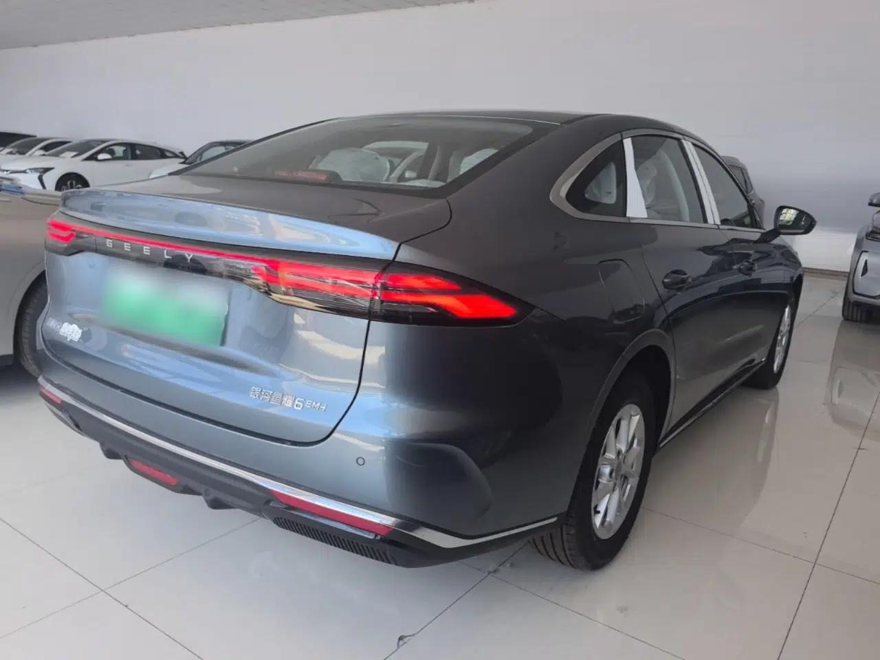 Geely Galaxy Stellar 6 2026 Model 125km Long-range Edition — миниатюра 6