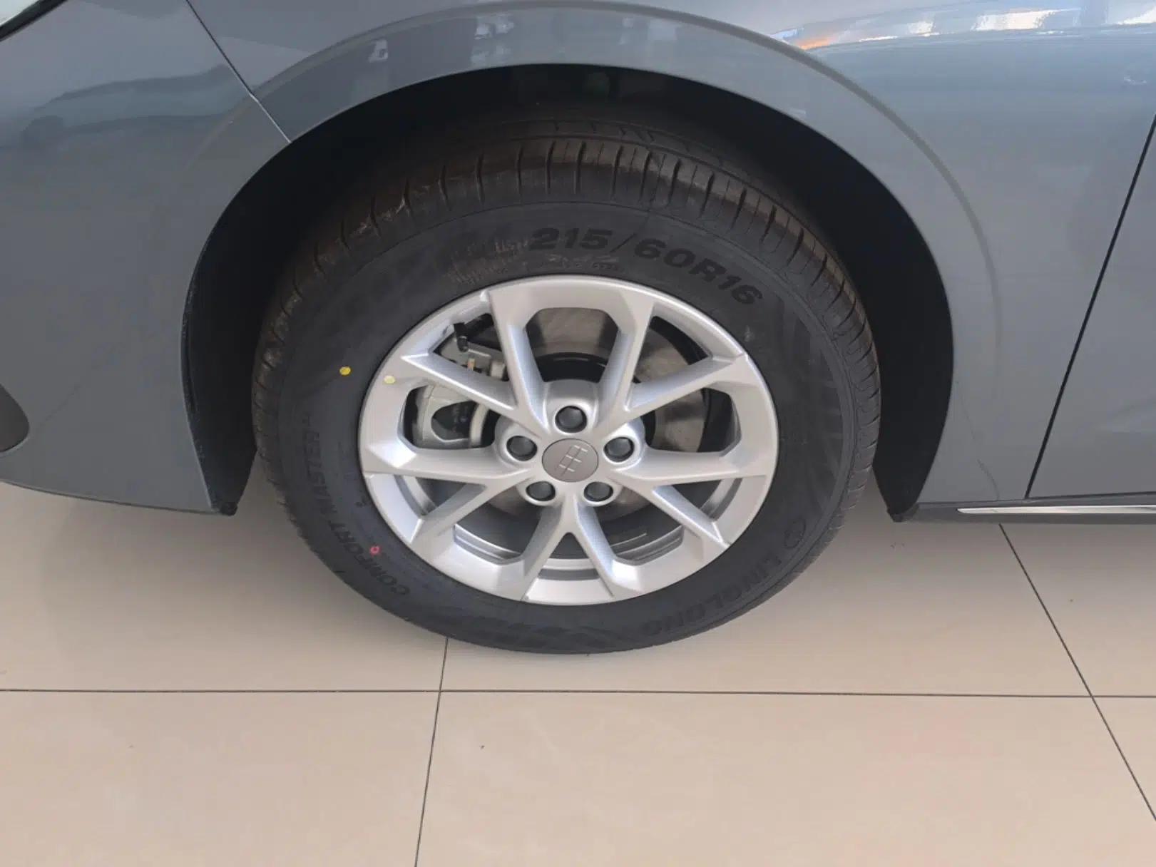 Geely Galaxy Stellar 6 2026 Model 125km Long-range Edition — миниатюра 10