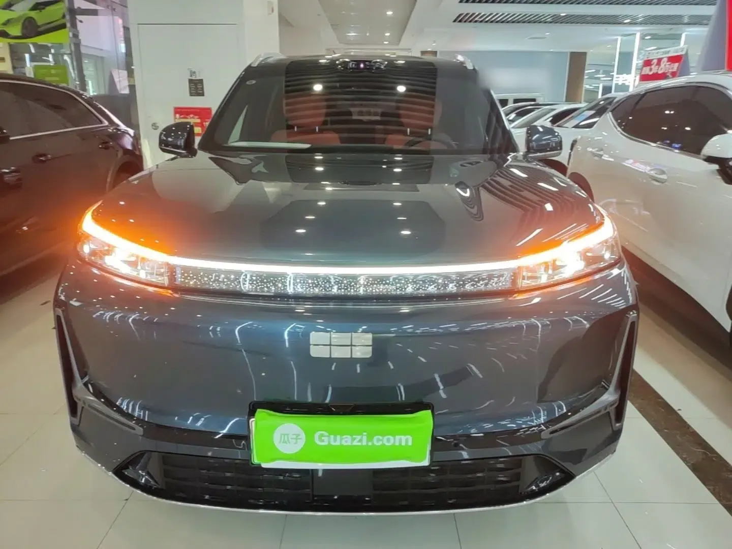 Geely Galaxy M9 2025 Model 210km Four-Wheel-Drive Leading Edition — миниатюра 2