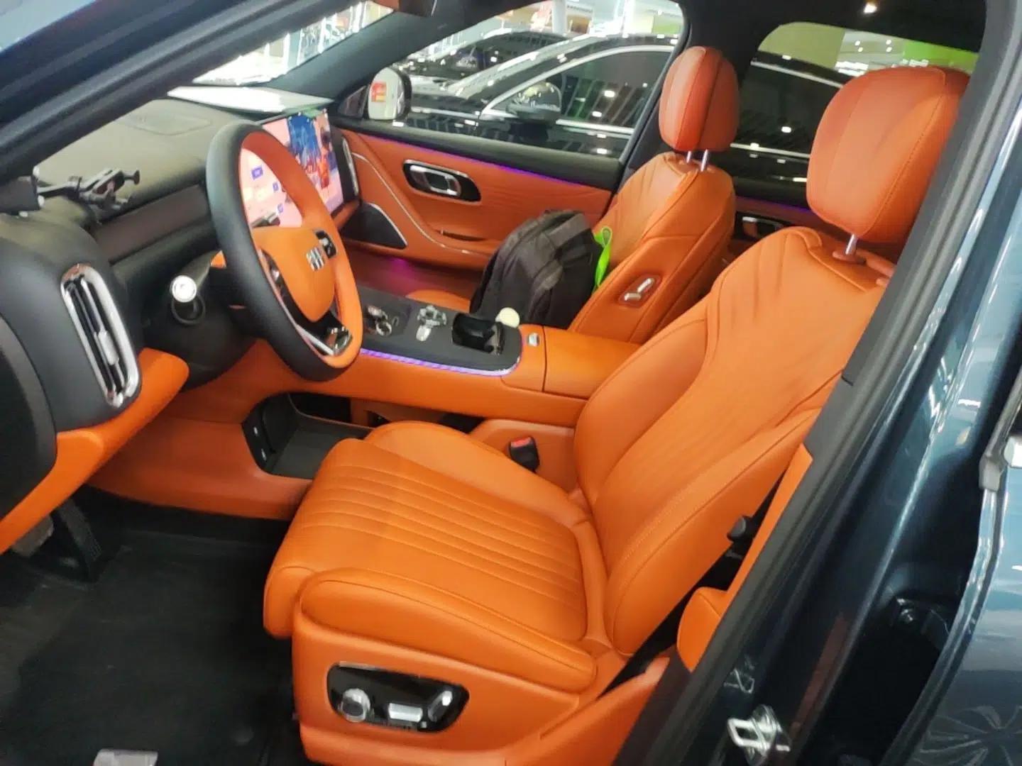 Geely Galaxy M9 2025 Model 210km Four-Wheel-Drive Leading Edition — миниатюра 17