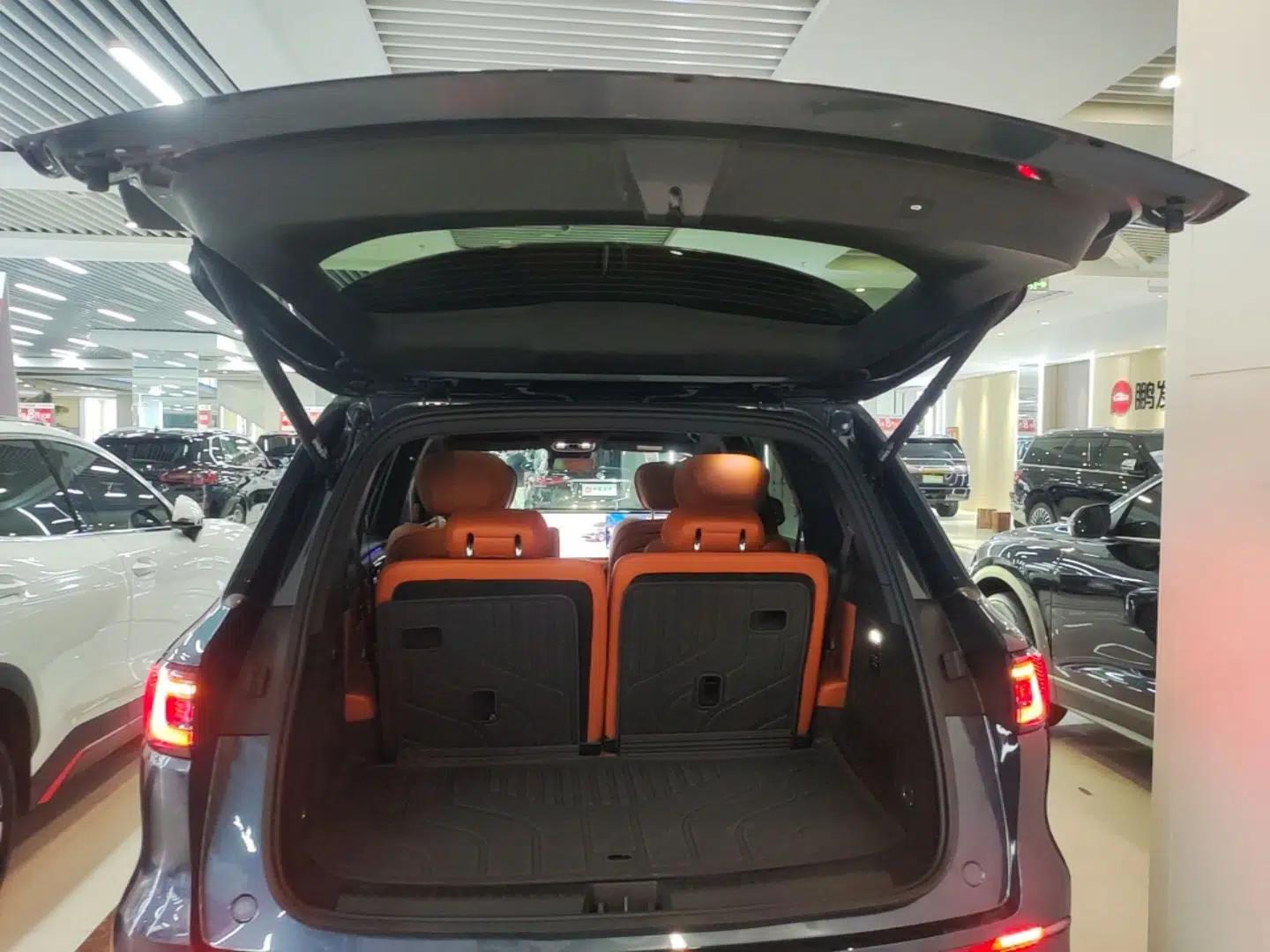Geely Galaxy M9 2025 Model 210km Four-Wheel-Drive Leading Edition — миниатюра 22