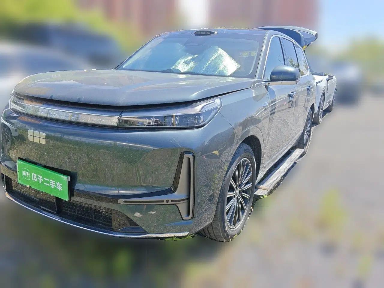 Geely Galaxy M9 2025 Model 210km Four-Wheel-Drive Leading Edition — миниатюра 1