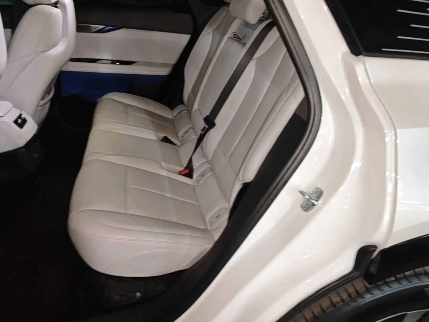 Cadillac OPTIQ 2024 Standard Range Version — миниатюра 20