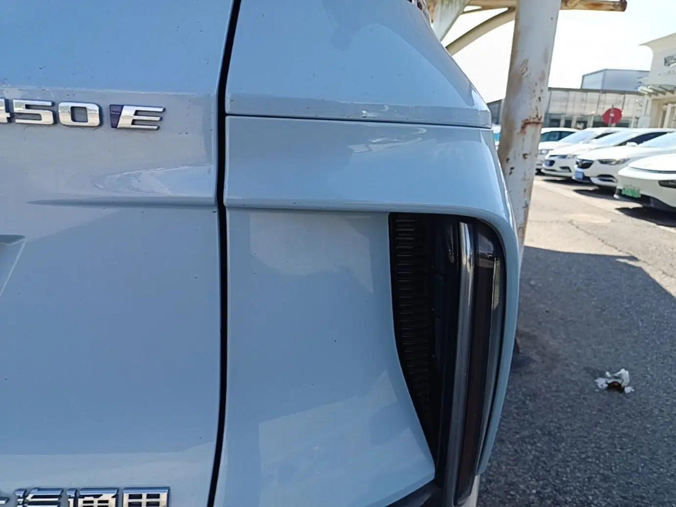 Cadillac LYRIQ 2022 Rear-Drive Long-Range Luxury Edition — миниатюра 9