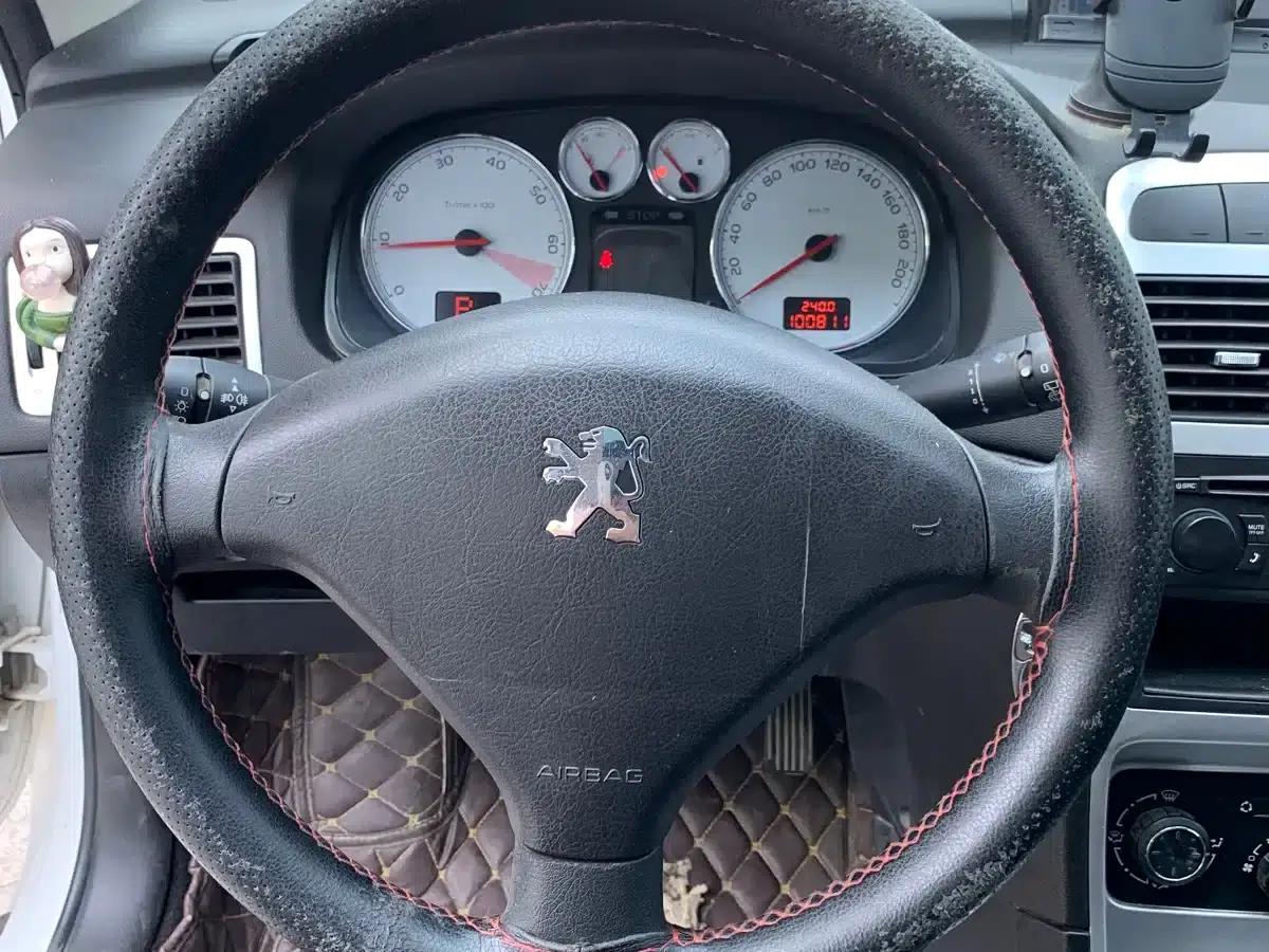 Peugeot 307 2013 Hatchback 1.6L Automatic Comfort Edition — миниатюра 8