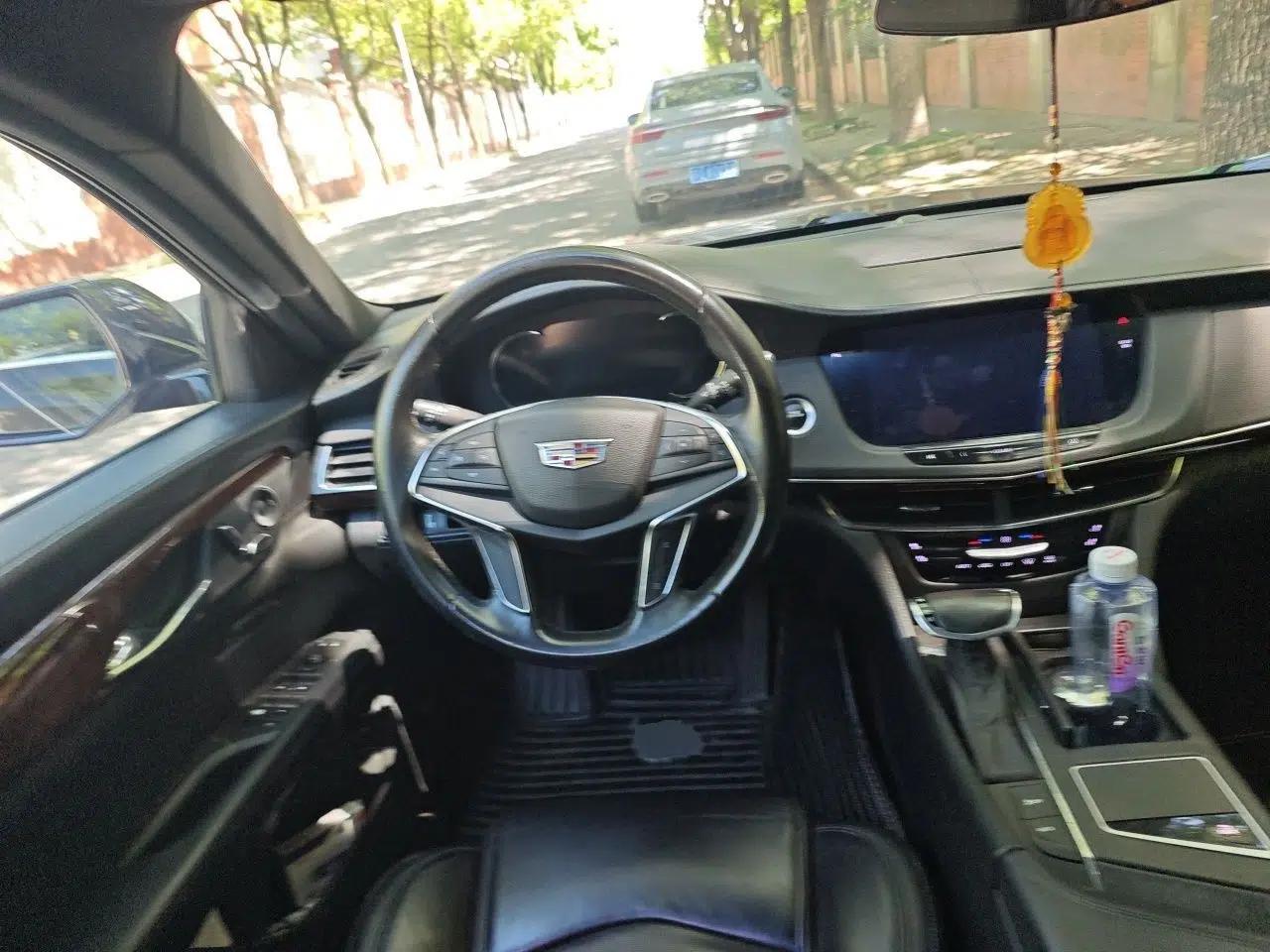 Cadillac CT6 PLUG-IN 2017 30E Elite Version — миниатюра 10