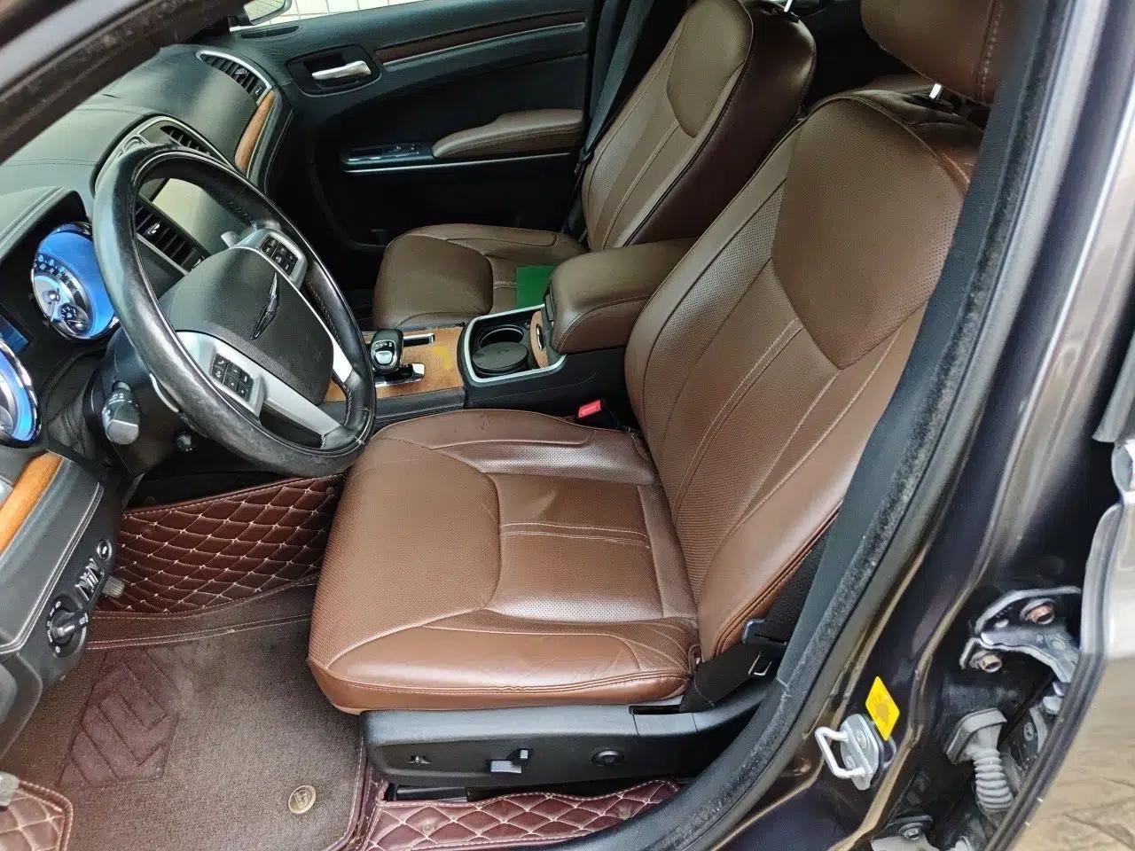 Chrysler 300C 2014 3.0L Excellence Edition — миниатюра 15