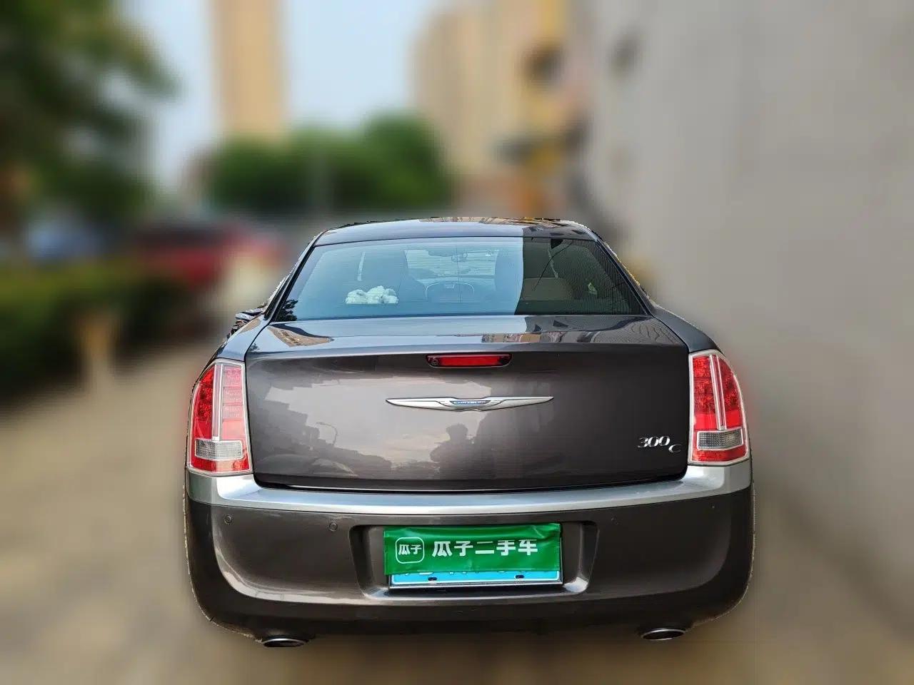 Chrysler 300C 2014 3.0L Excellence Edition — миниатюра 5
