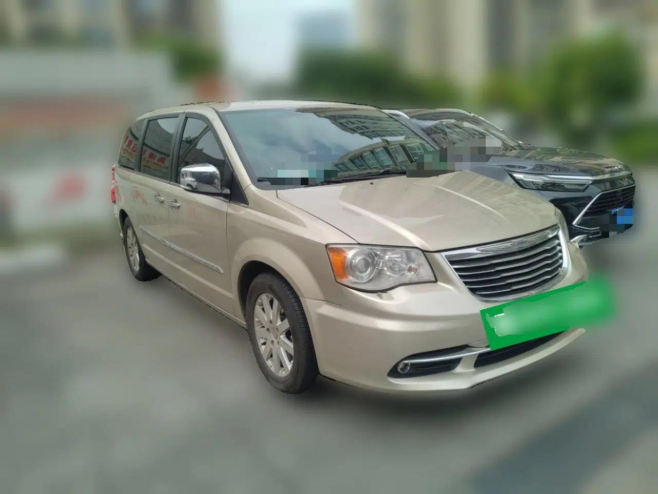 Chrysler Grand Voyager — миниатюра 3