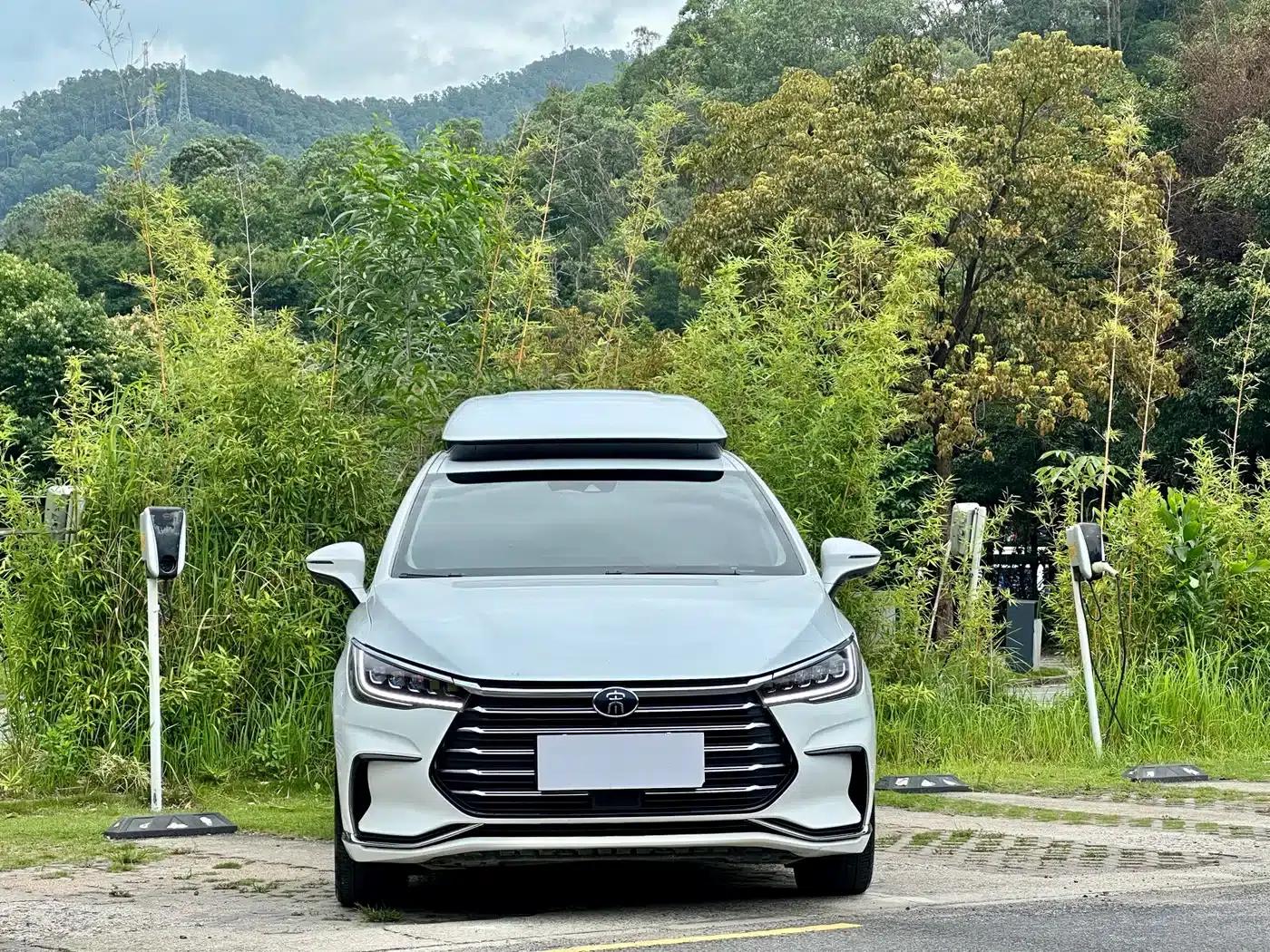 Song MAX New Energy 2022 DM-i 105KM Executive Edition — миниатюра 2