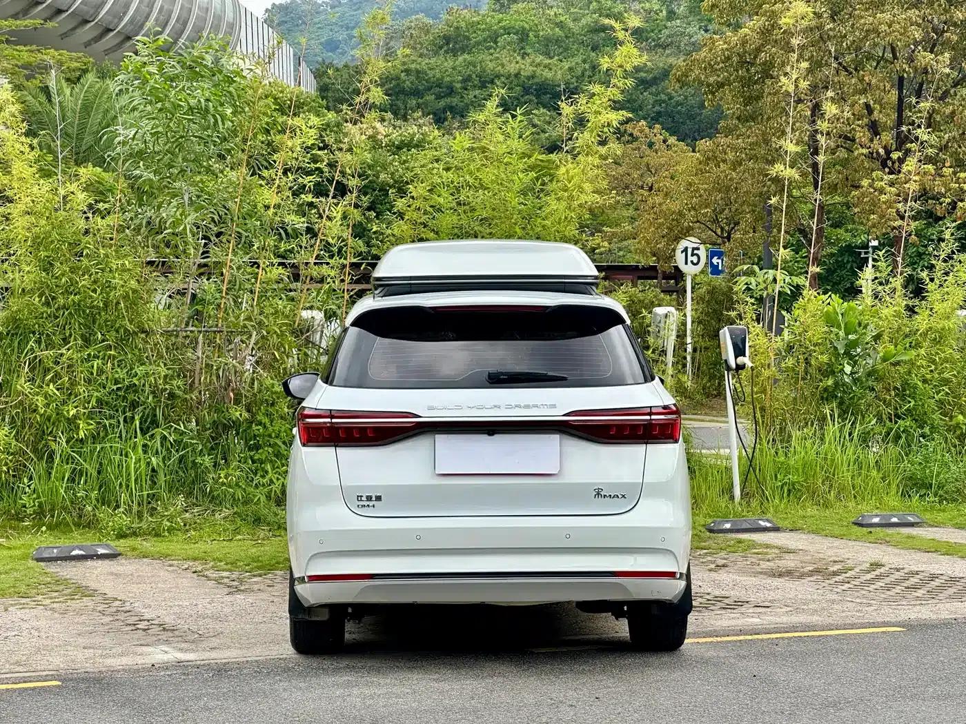 Song MAX New Energy 2022 DM-i 105KM Executive Edition — миниатюра 19