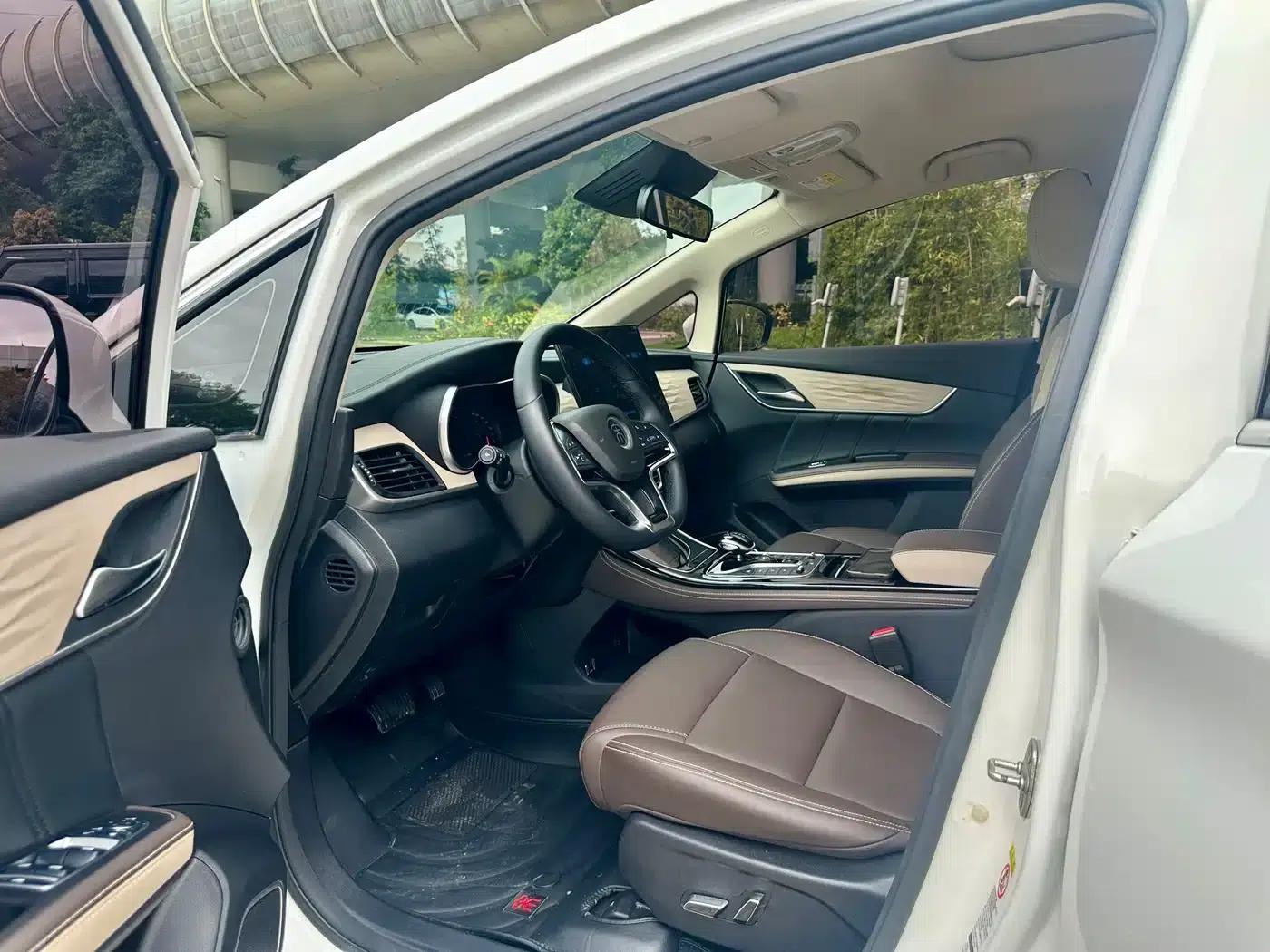 Song MAX New Energy 2022 DM-i 105KM Executive Edition — миниатюра 5