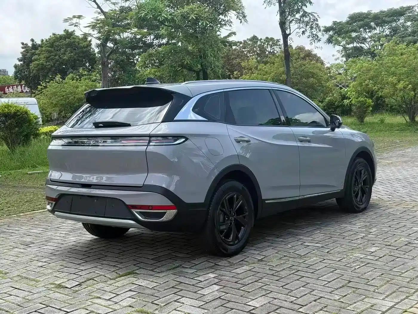 Bestune T90 2025 Dragon Edition 1.5T Enjoyment Model — миниатюра 10