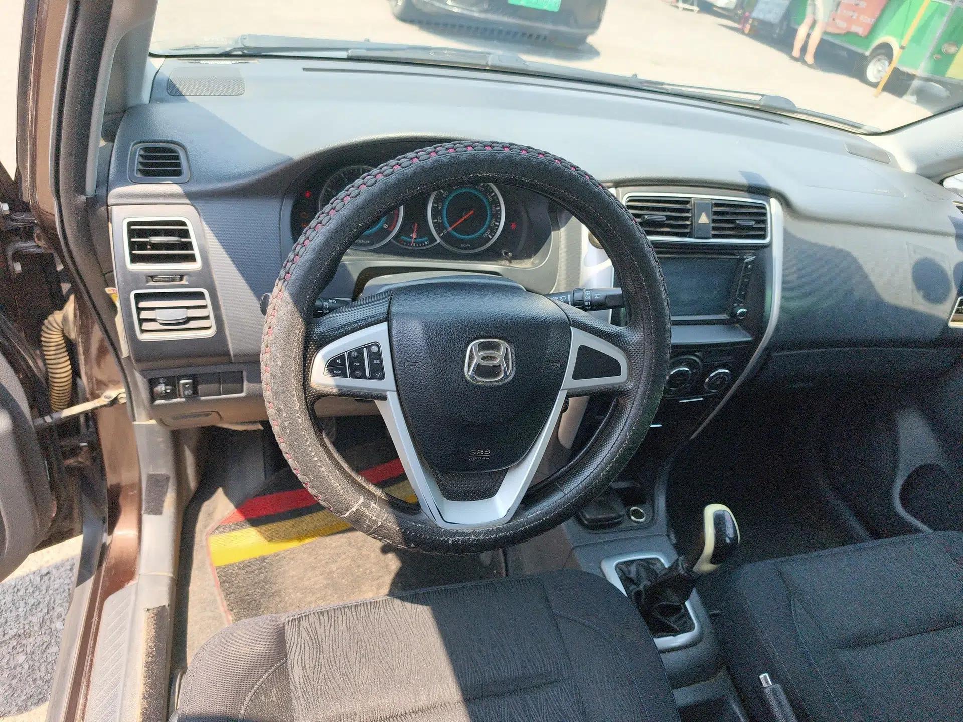 Suzuki Liana A6 2016 Hatchback 1.4L Manual Enjoyment Model — миниатюра 8