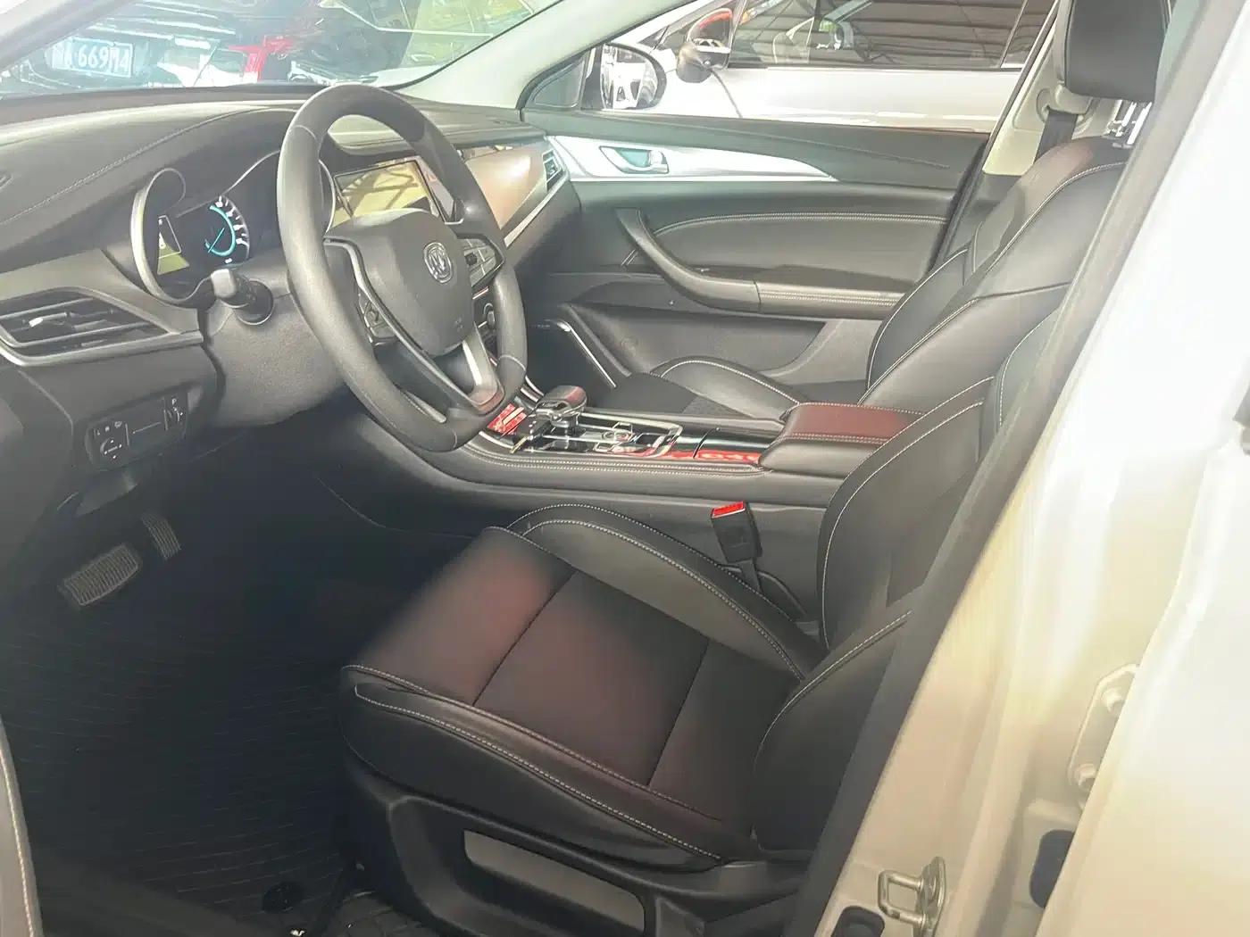 Changan Eado New Energy 2019 EV460 Smart Edition — миниатюра 7