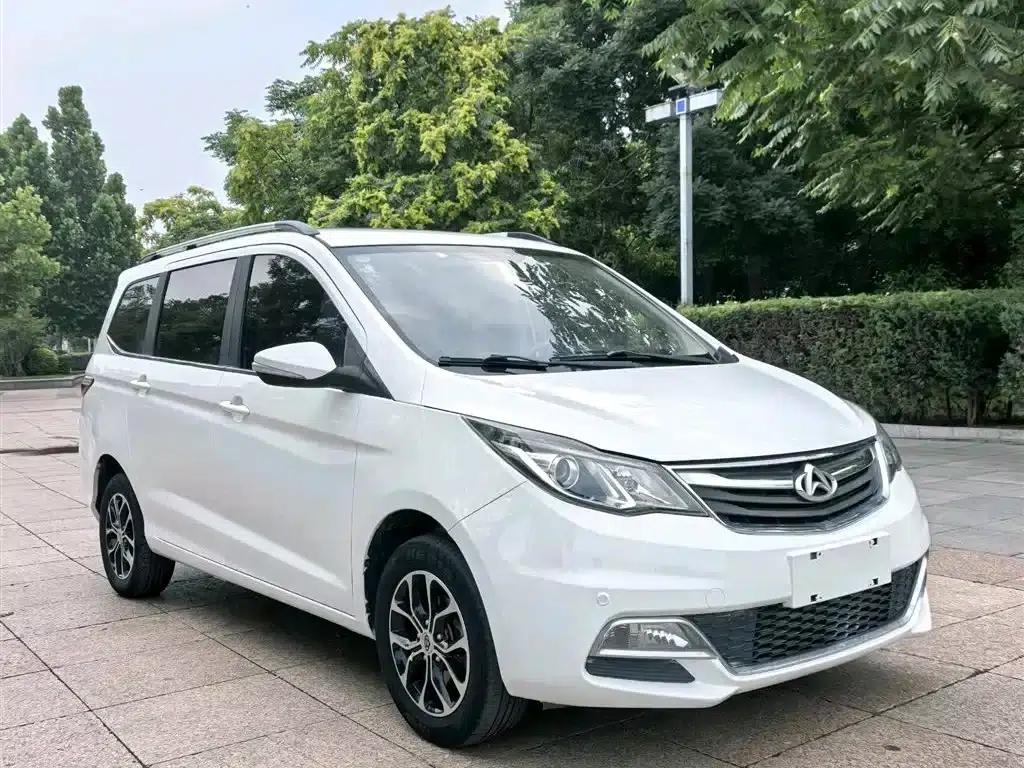 Changan Oushang A600 2016 1.5L Manual Deluxe 7-Seater — миниатюра 3