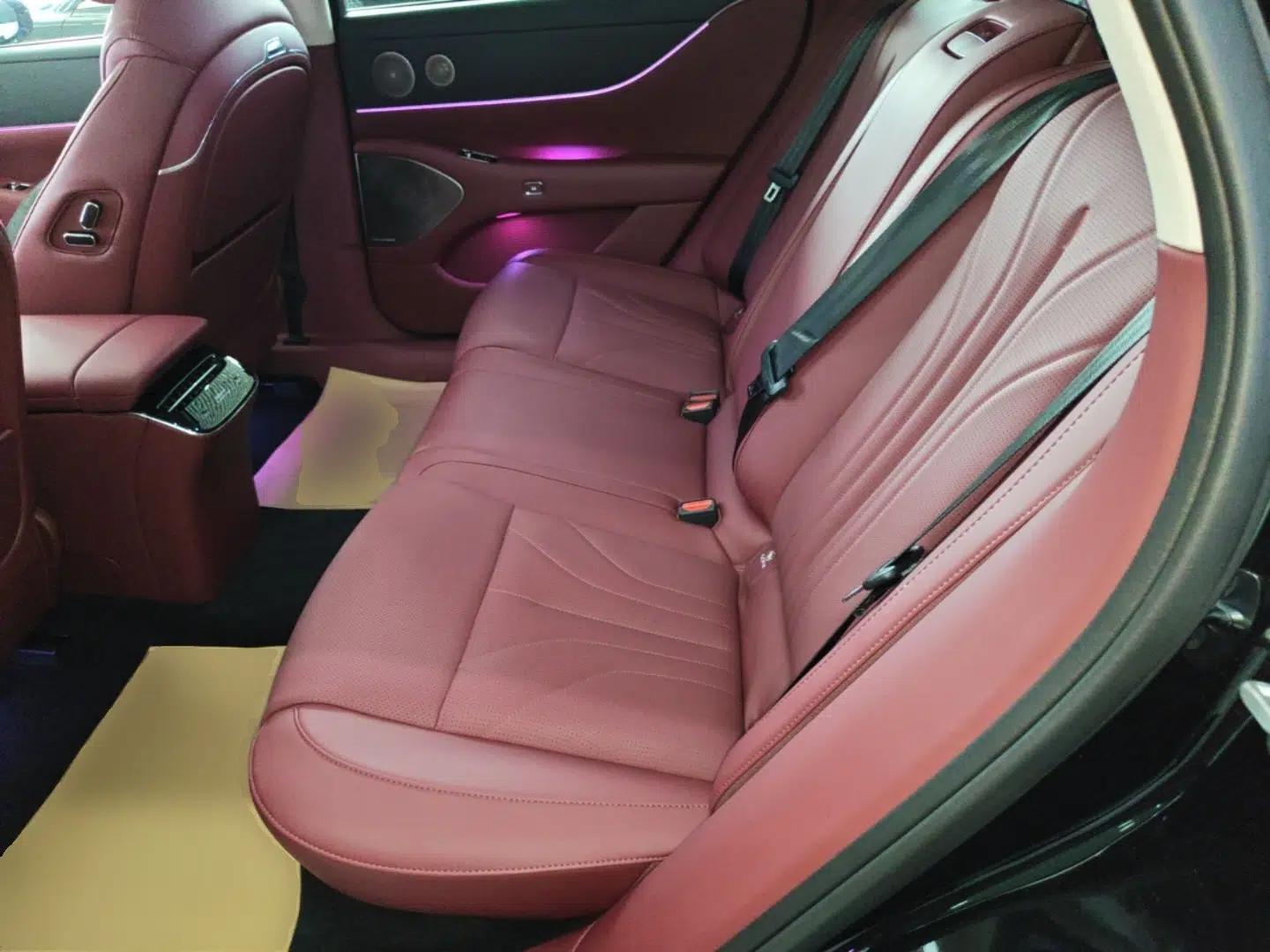 VOYAH Lantu Chiguang L 2026 Four-Wheel-Drive Ultra — миниатюра 20