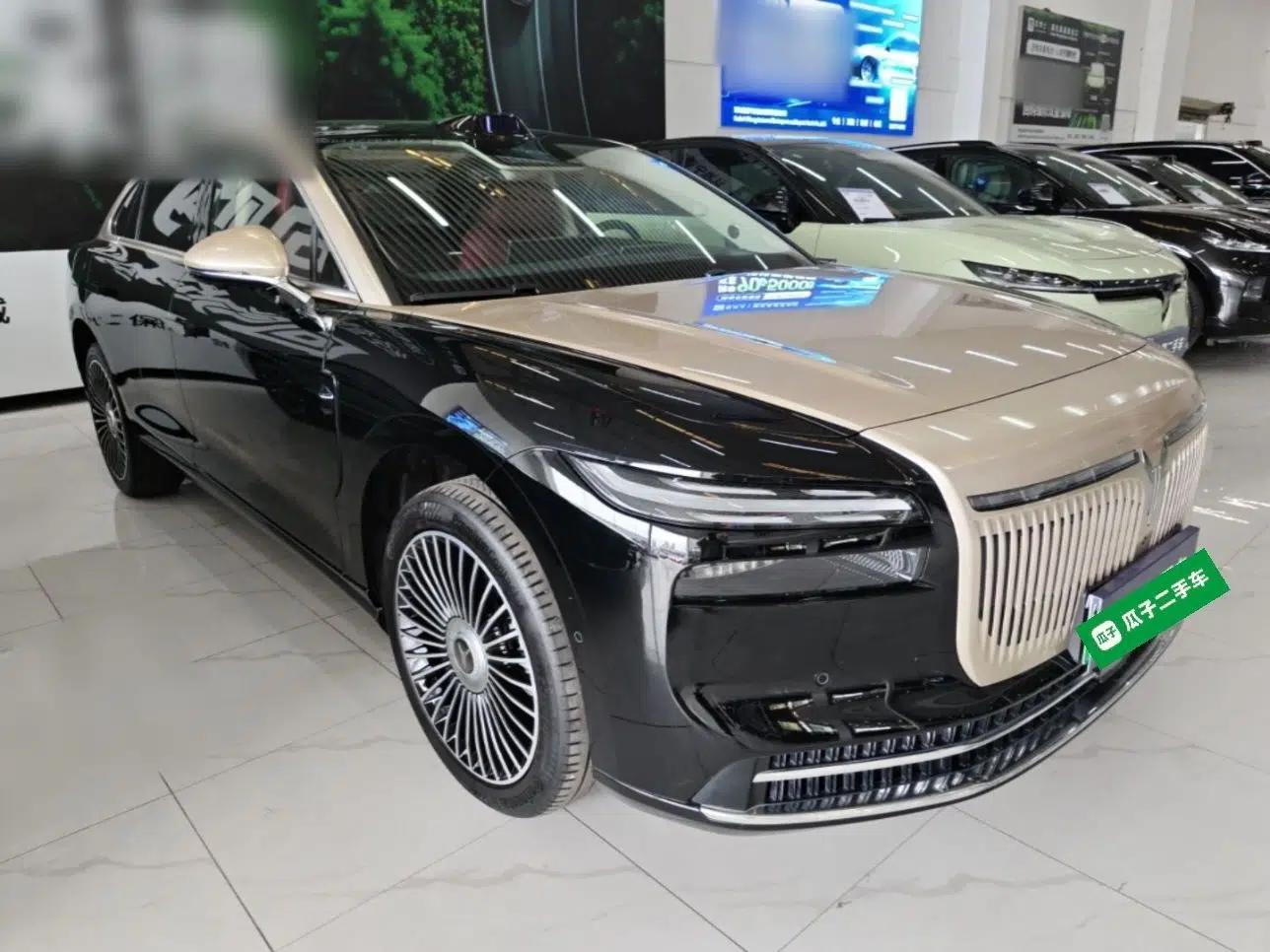 VOYAH Lantu Chiguang L 2026 Four-Wheel-Drive Ultra — миниатюра 3
