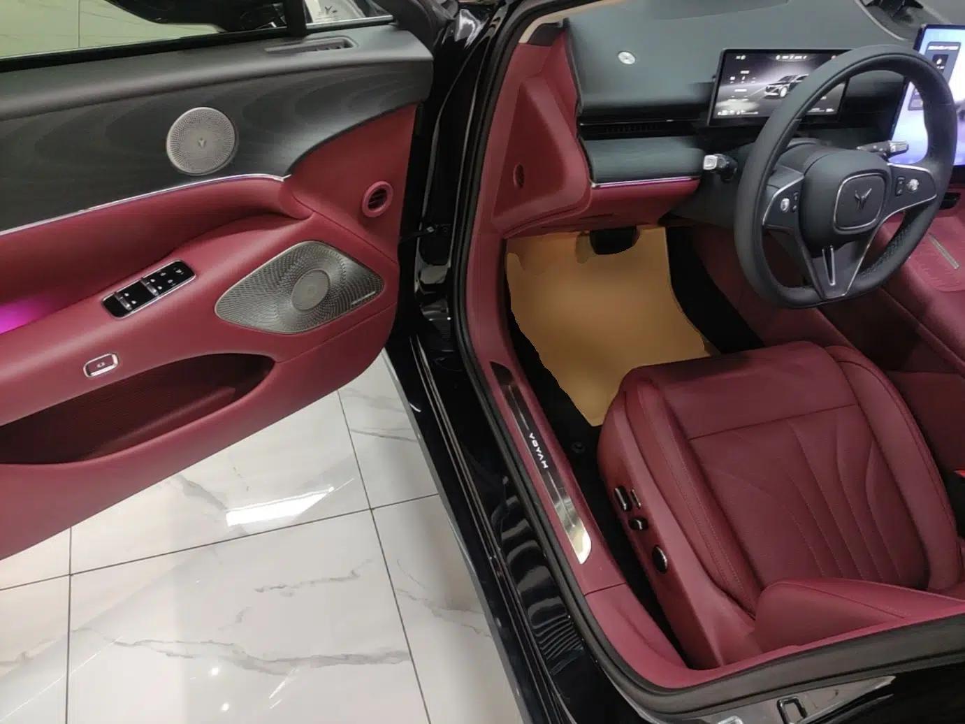 VOYAH Lantu Chiguang L 2026 Four-Wheel-Drive Ultra — миниатюра 18