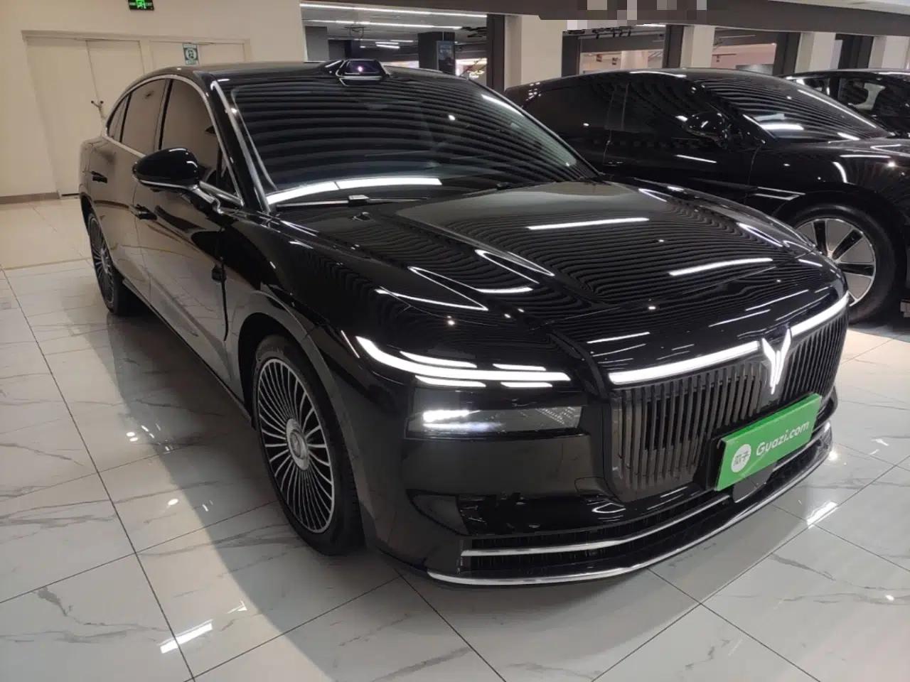 VOYAH Lantu Chiguang L 2026 Four-Wheel-Drive Ultra — миниатюра 3