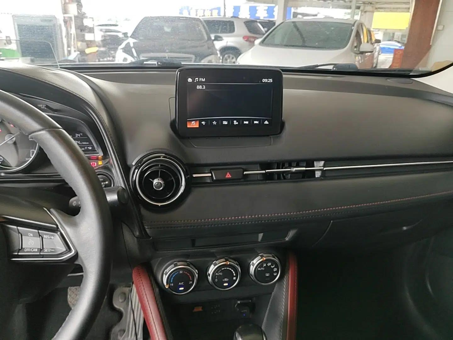 Mazda CX-3 2018 2.0L Automatic Prestige Edition — миниатюра 20
