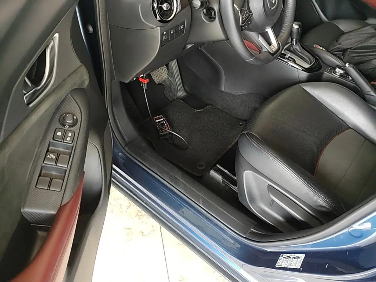 Mazda CX-3 2018 2.0L Automatic Prestige Edition — миниатюра 23