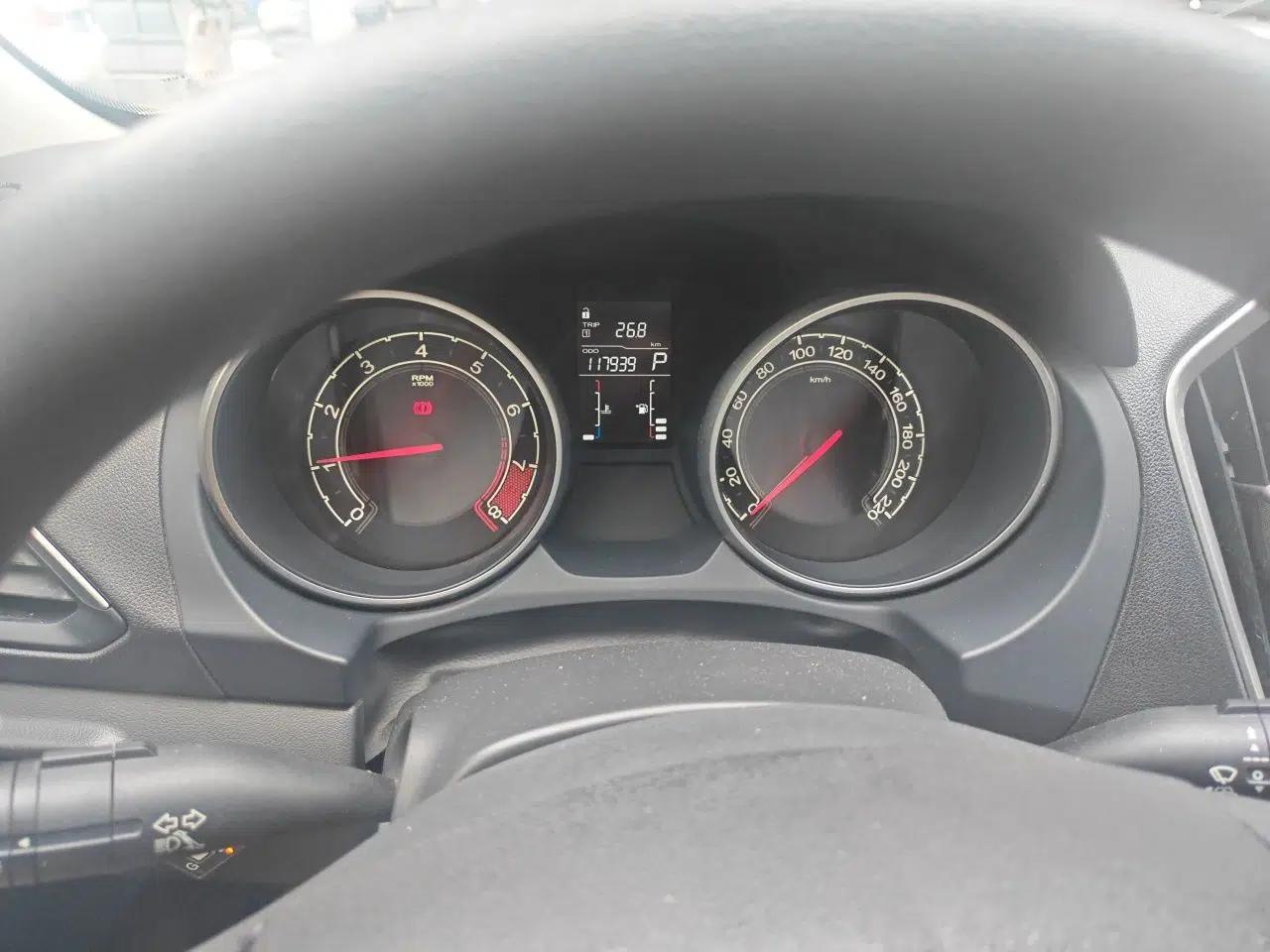 MG GT 2016 1.5T Automatic Value-Added Luxury Edition — миниатюра 11